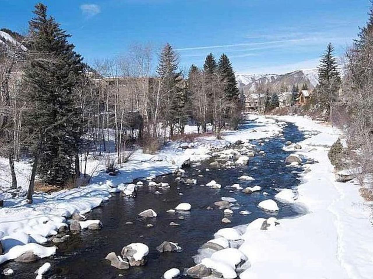 Modern Mountain Getaway Near Beaver Creek Shuttle
