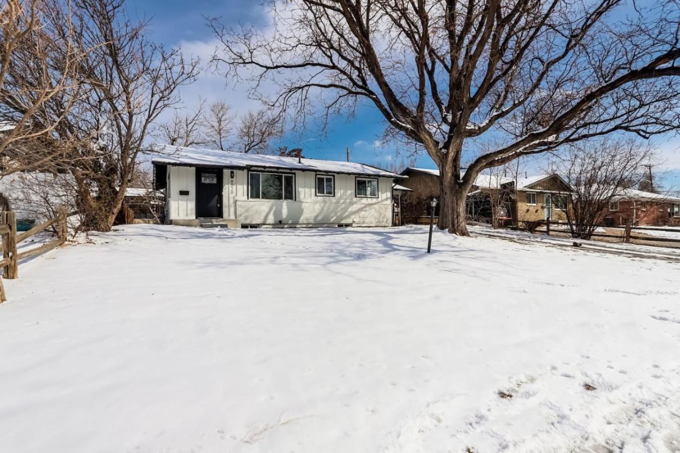 The Western Retreat With Hot Tub and Spacious Yard