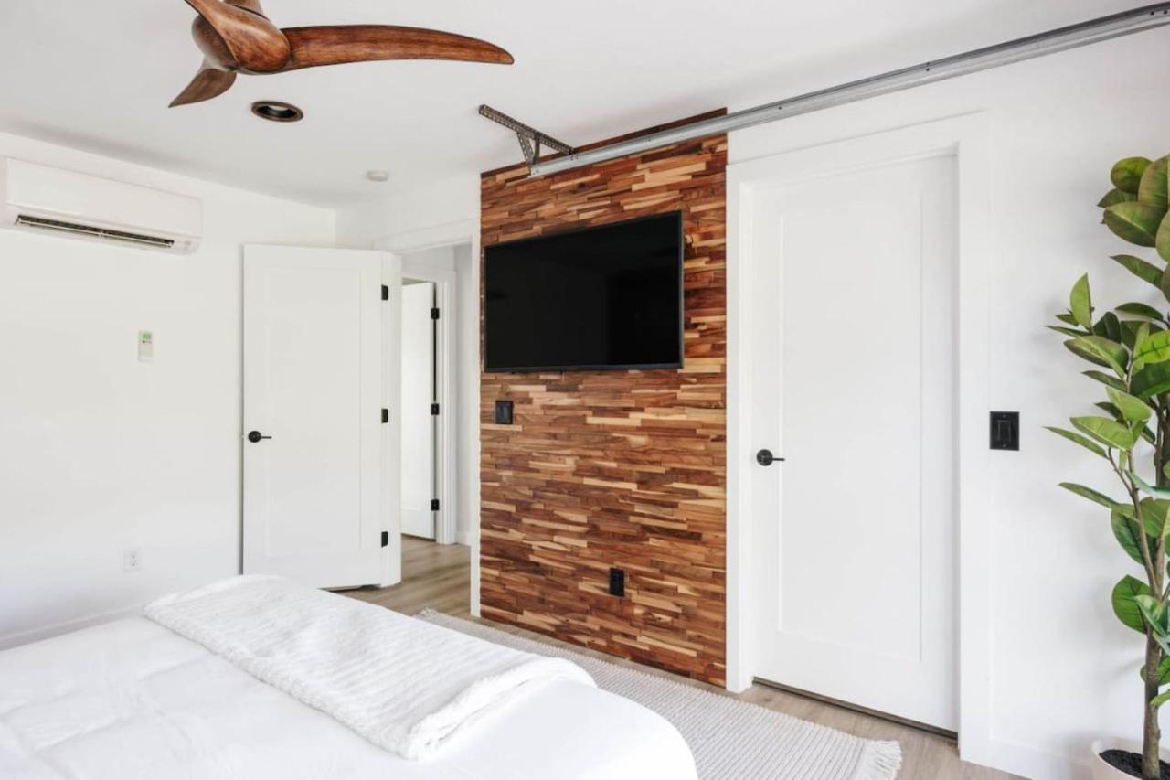 5 Star Retreat With A Gym And APrivate Office