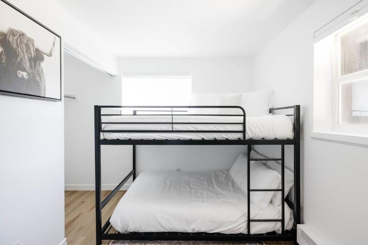 5 Star Retreat With A Gym And APrivate Office