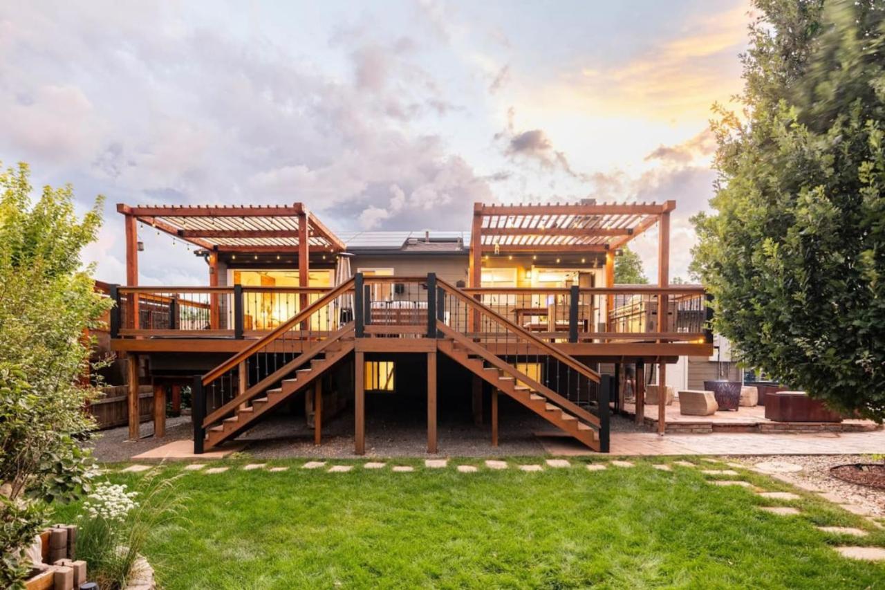 5 Star Retreat With A Gym And APrivate Office