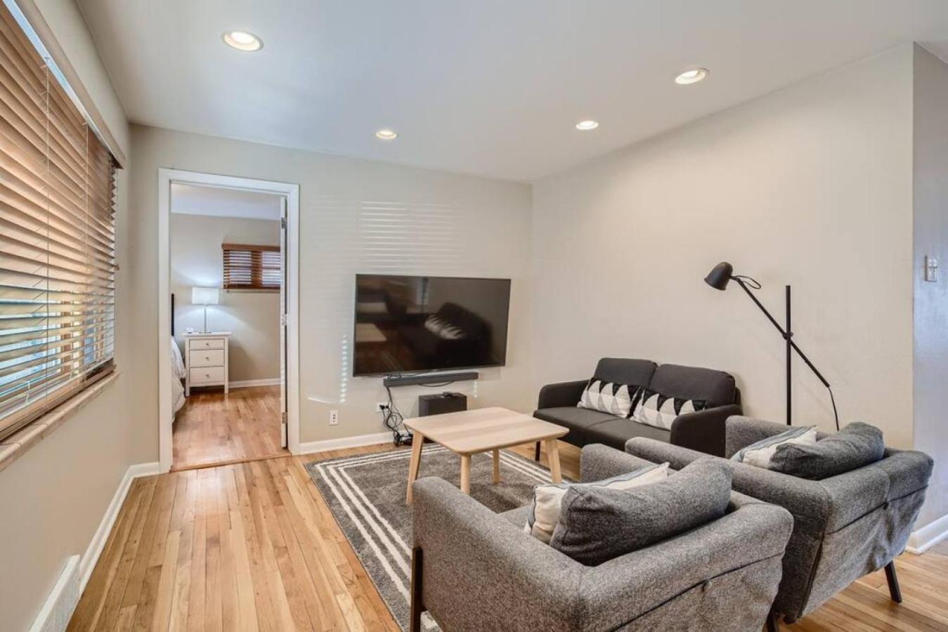 Family Friendly I Near DU I 3bd Single Story Ranch