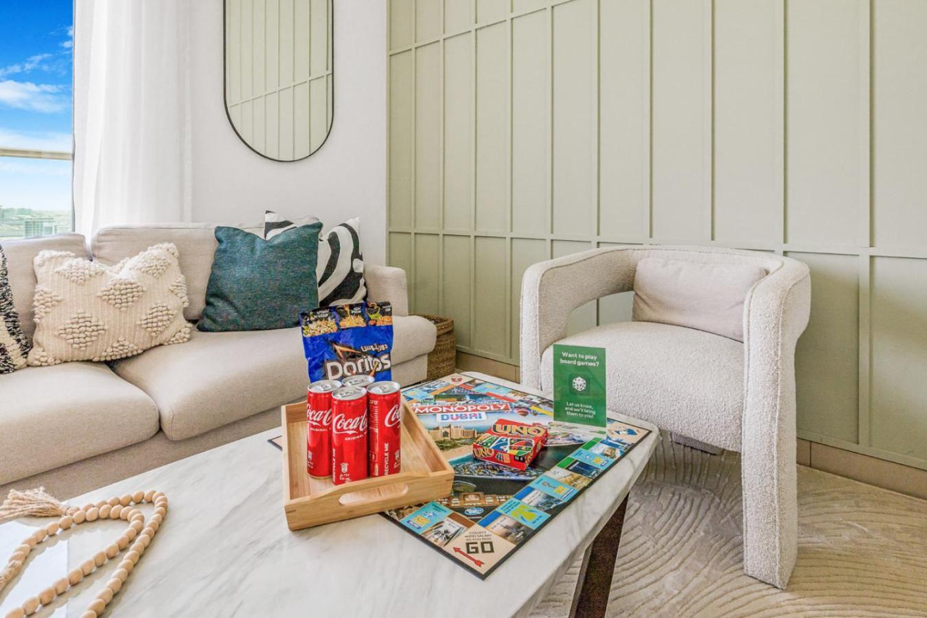 Stylish 1BR with Pool, BBQ Area, Gym in MBR City