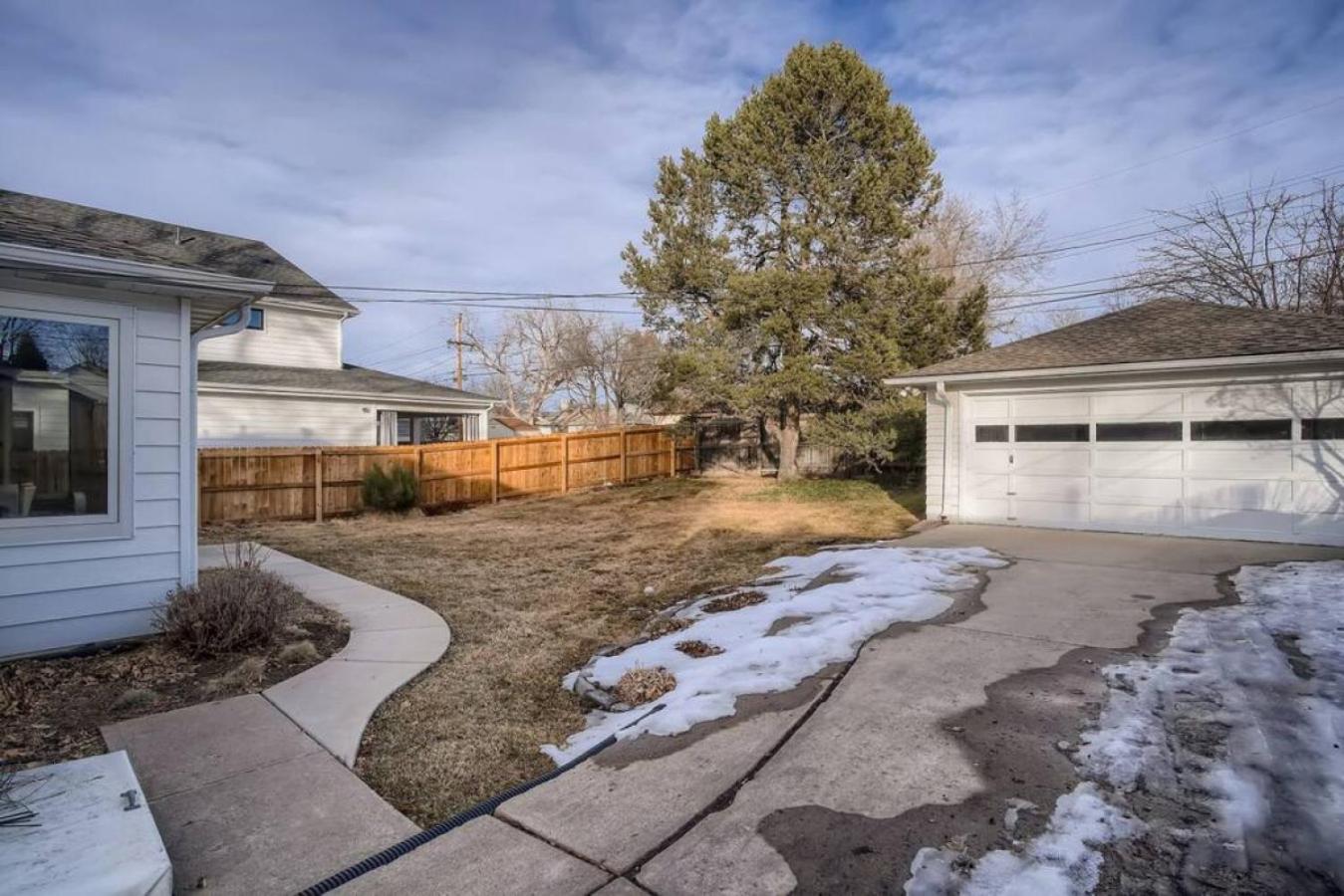 Family Friendly I Near DU I 3bd Single Story Ranch