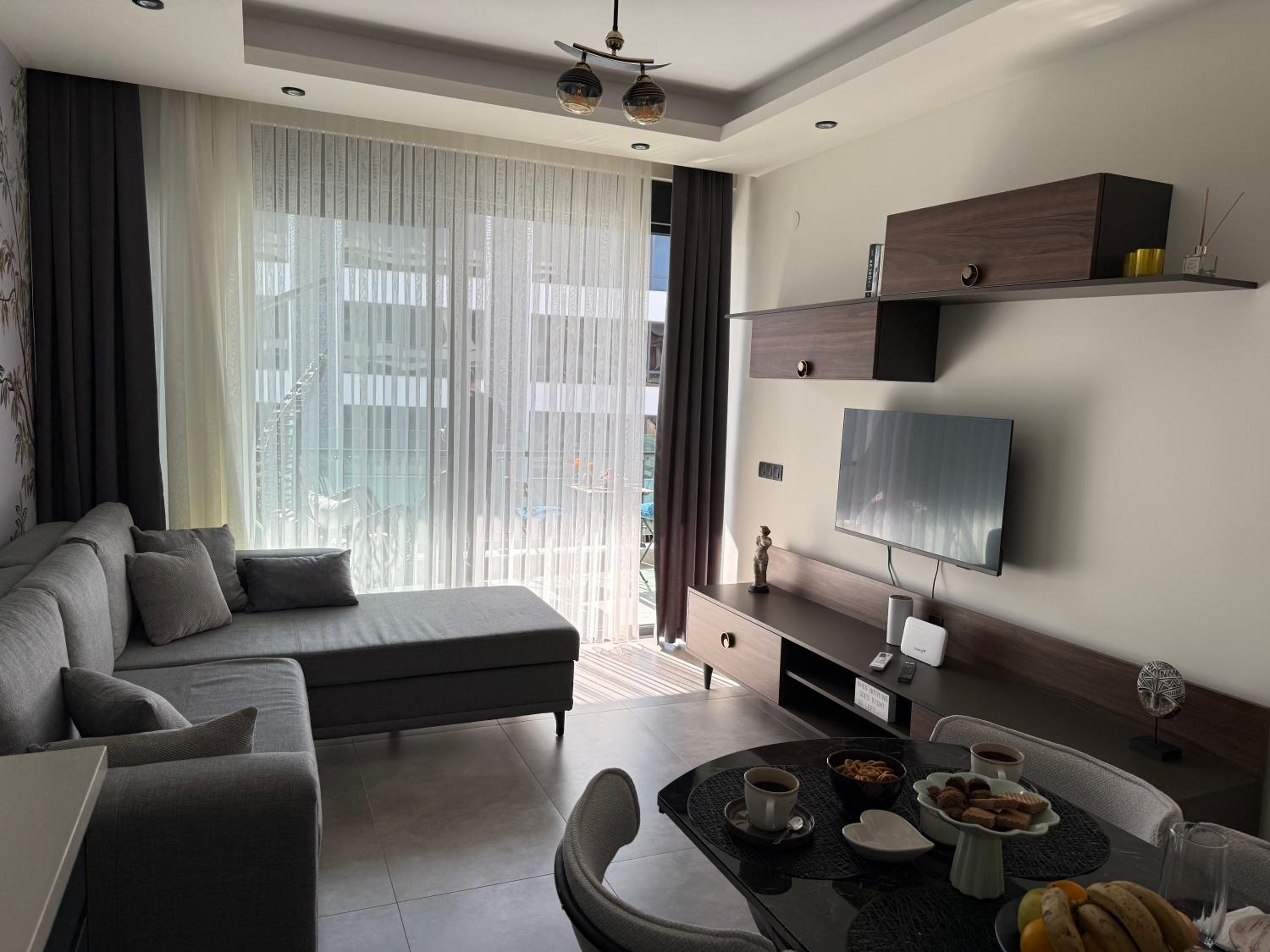 Sol Garden Residence F16