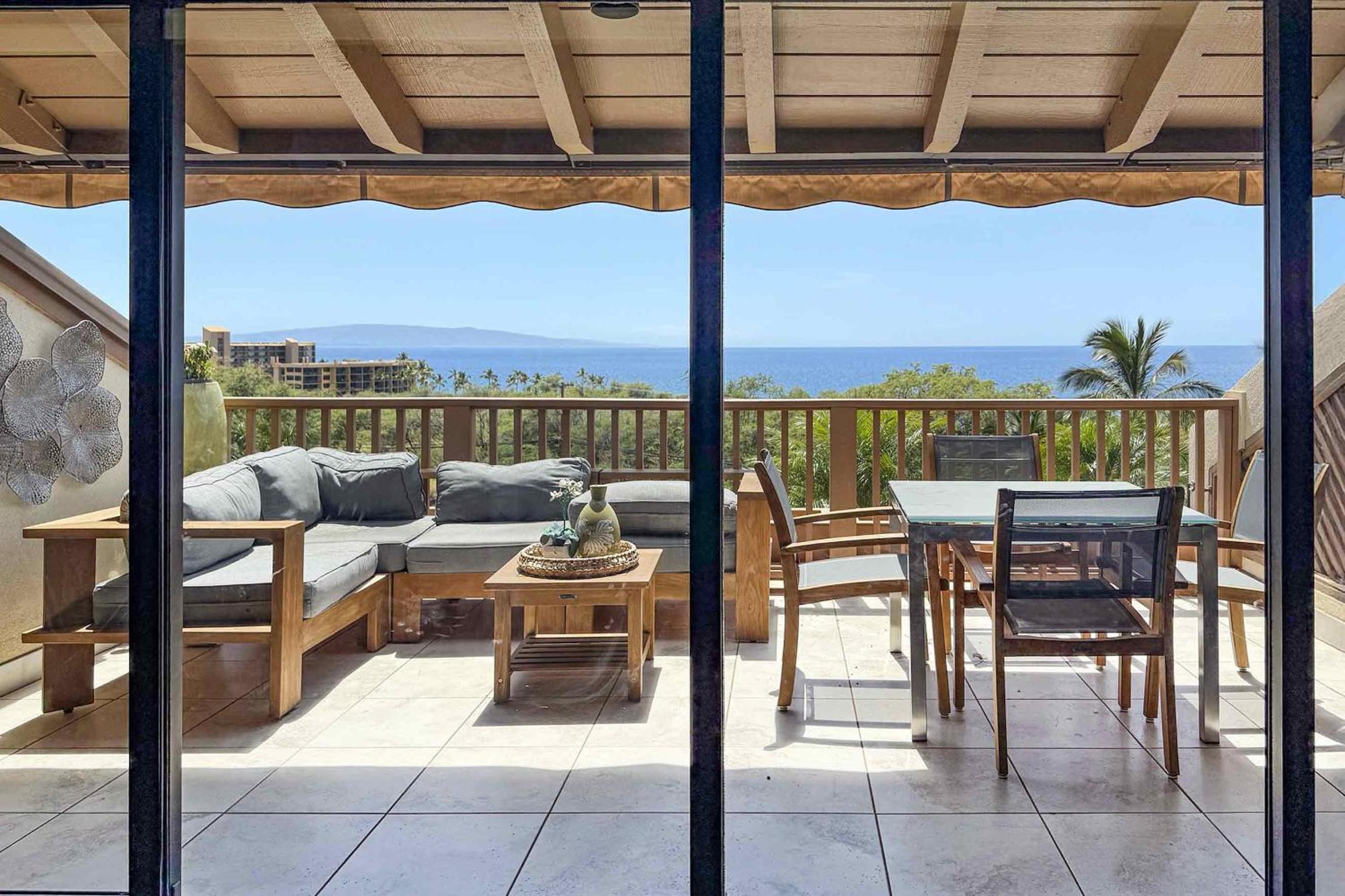 Maui Kamaole A-206 - Prime Location, Stunning Renovation, Large Lanai, Split AC!