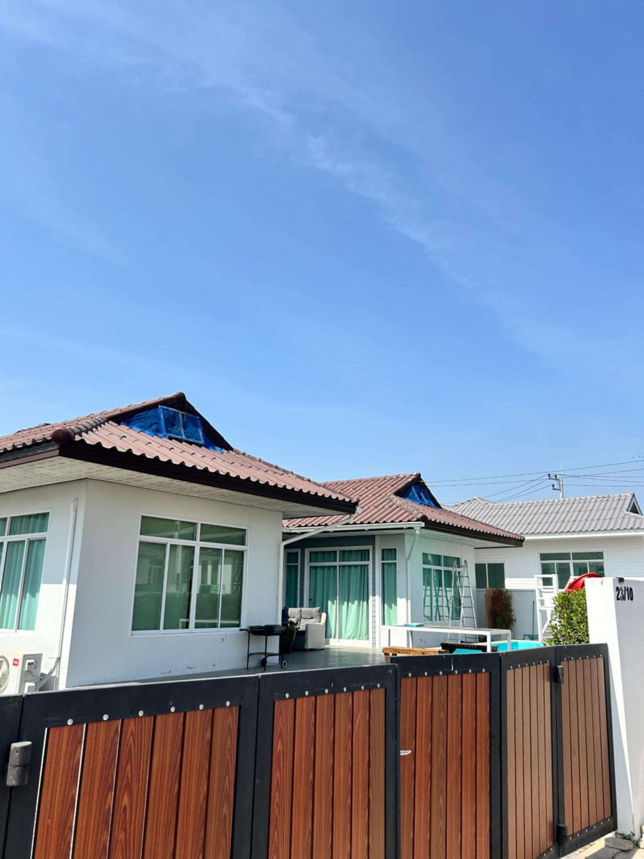 Victoria Poolvilla Pattaya by Chon