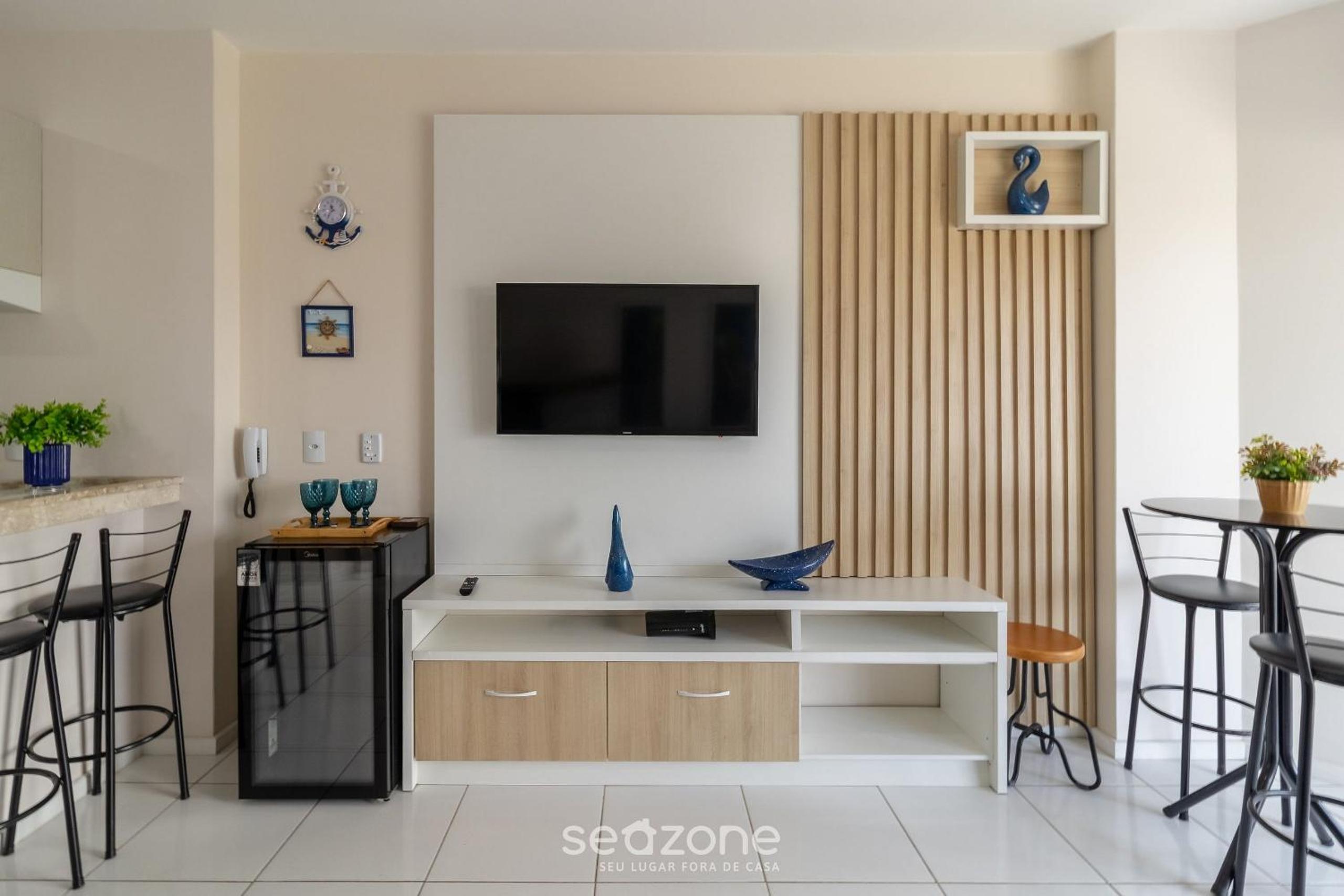 Charming Stay Steps from the Sea FTM0401