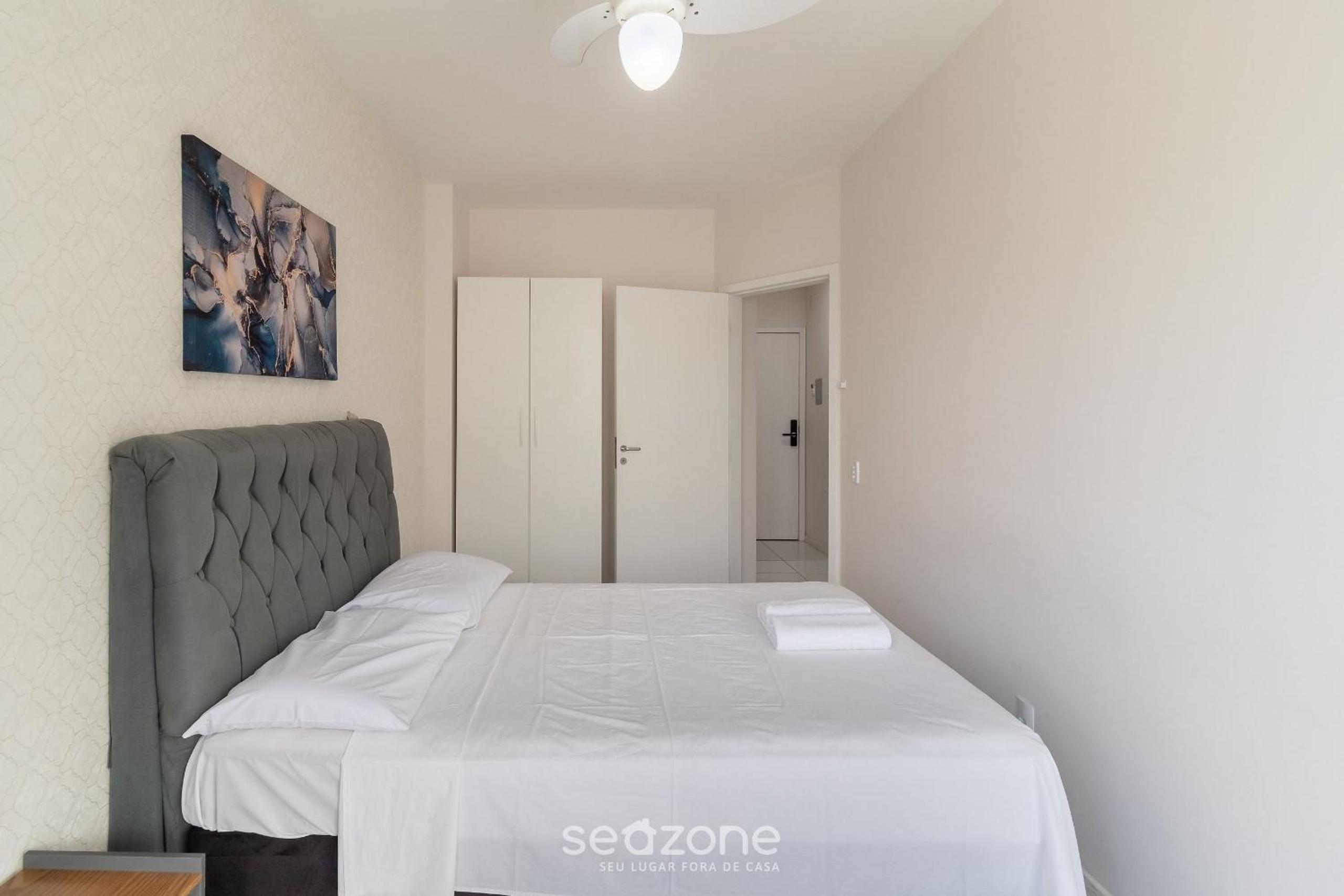 Charming Stay Steps from the Sea FTM0401