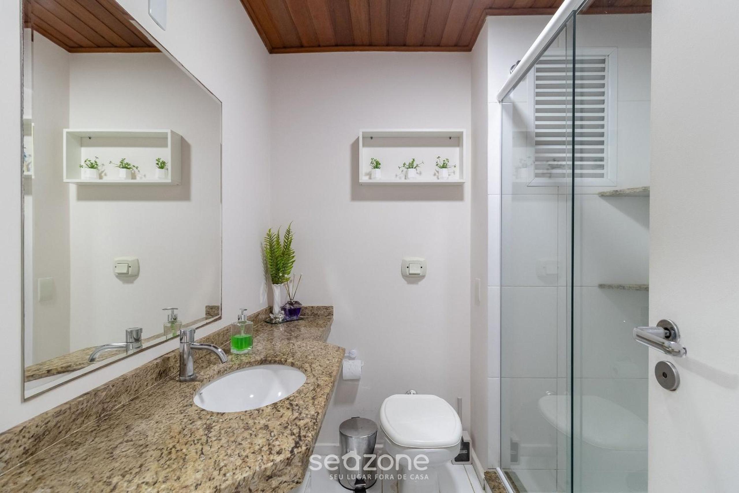 Charming Stay Steps from the Sea FTM0401