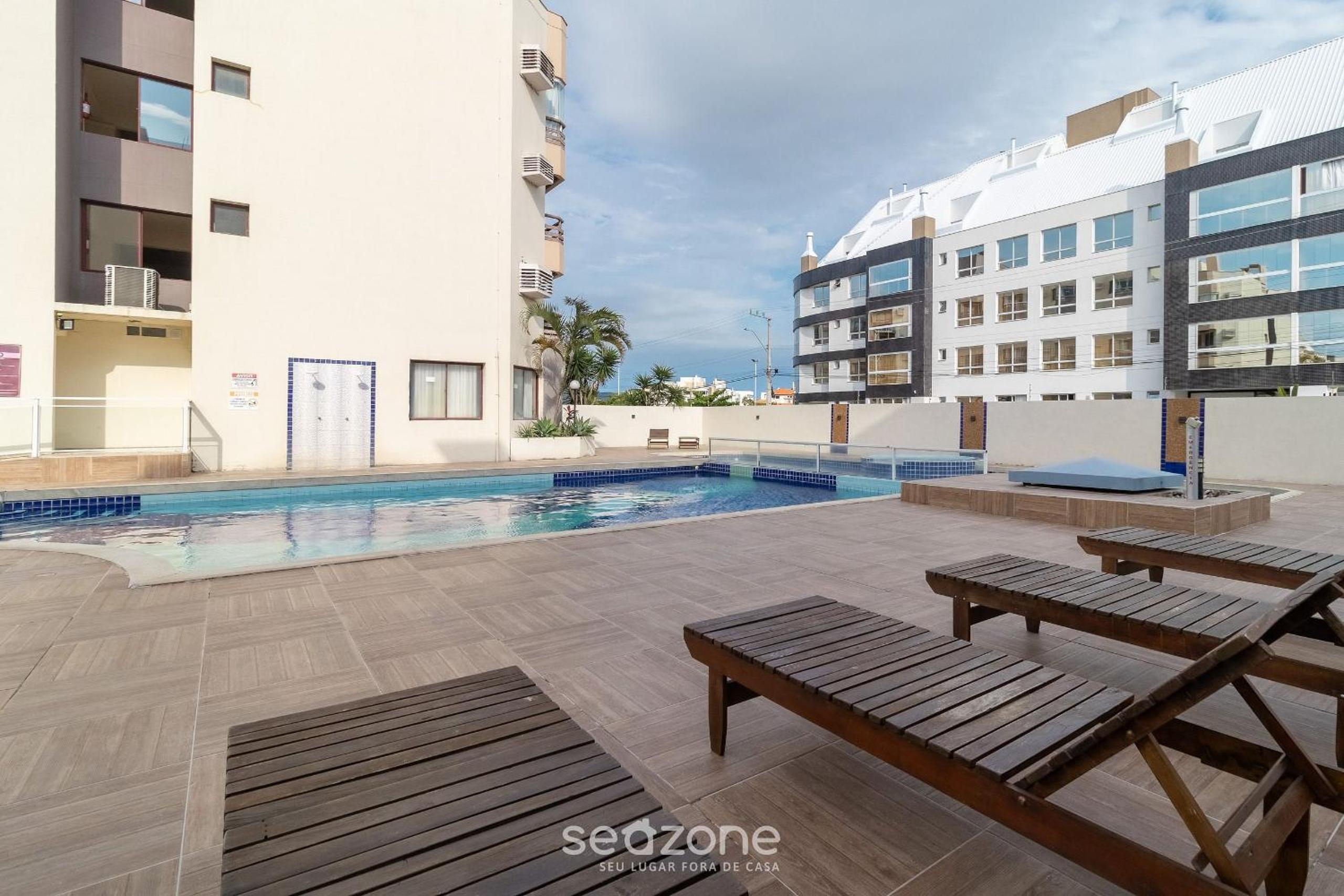 Charming Stay Steps from the Sea FTM0401