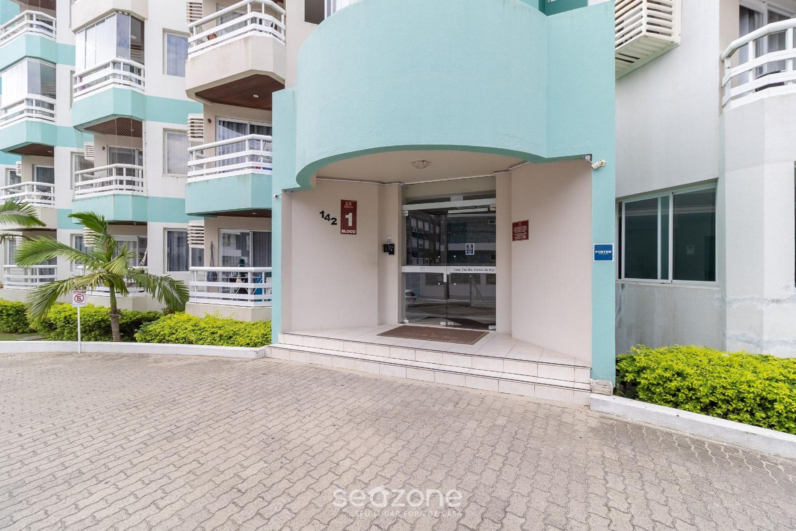 Charming Stay Steps from the Sea FTM0401