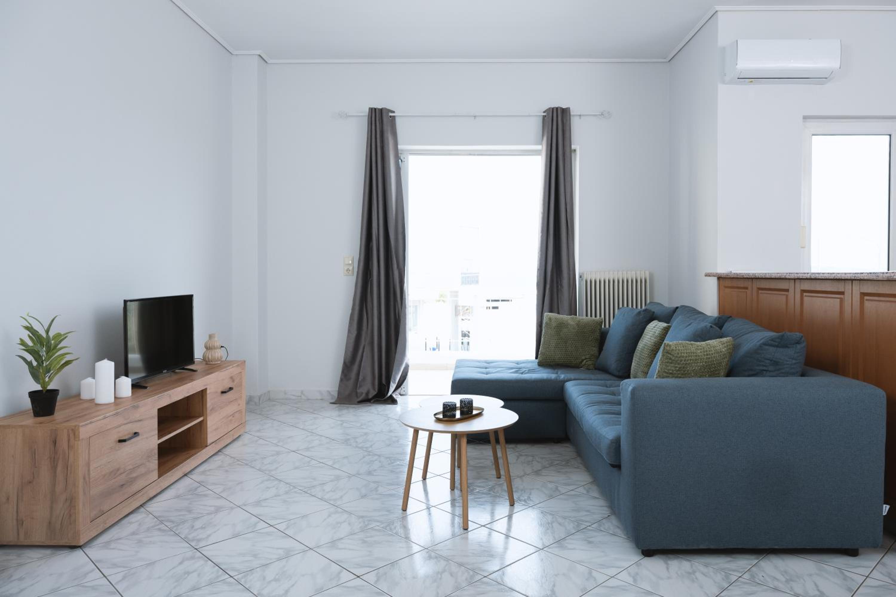 The Sunrise Apartment By Athens Airport 1