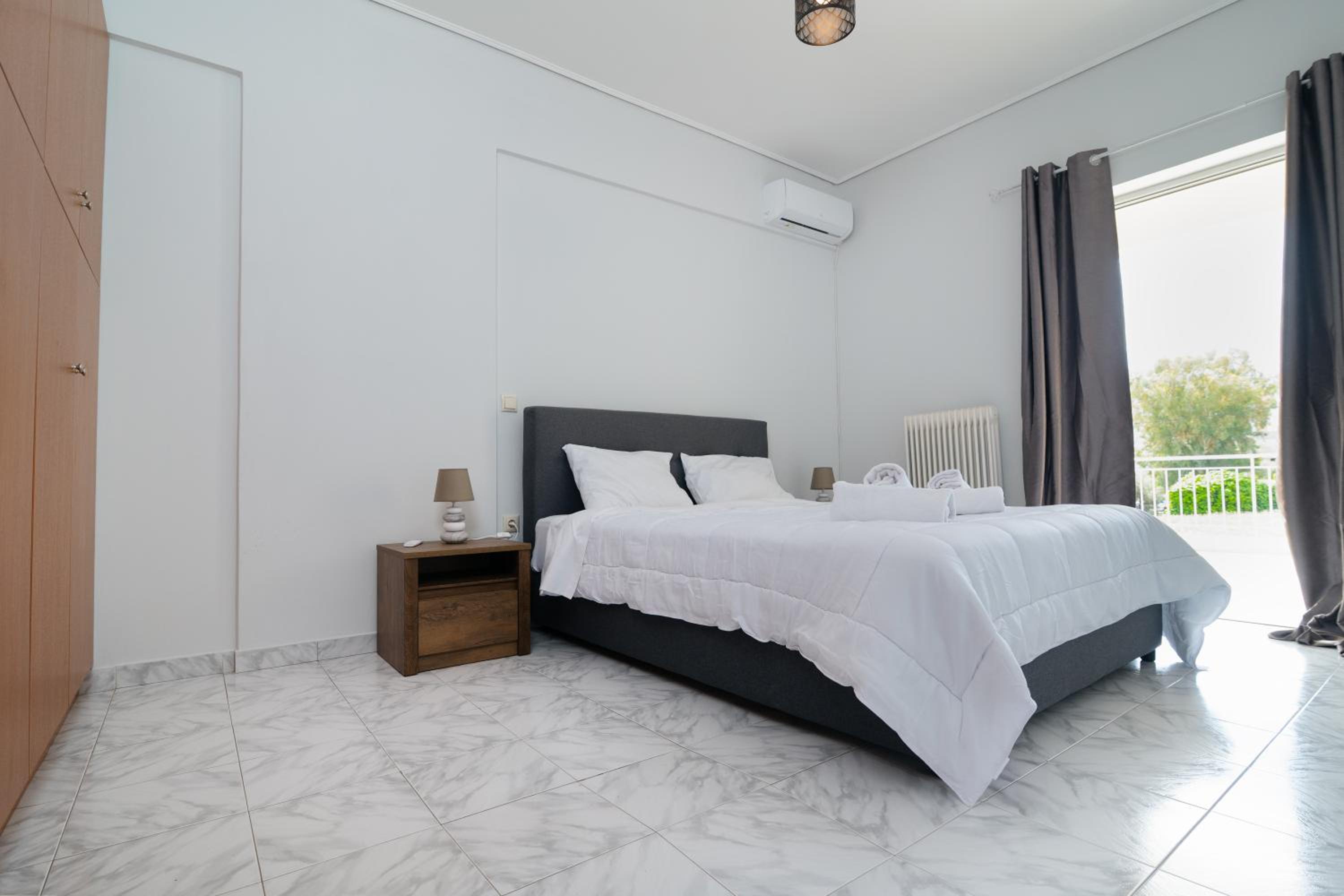 The Sunrise Apartment By Athens Airport 1