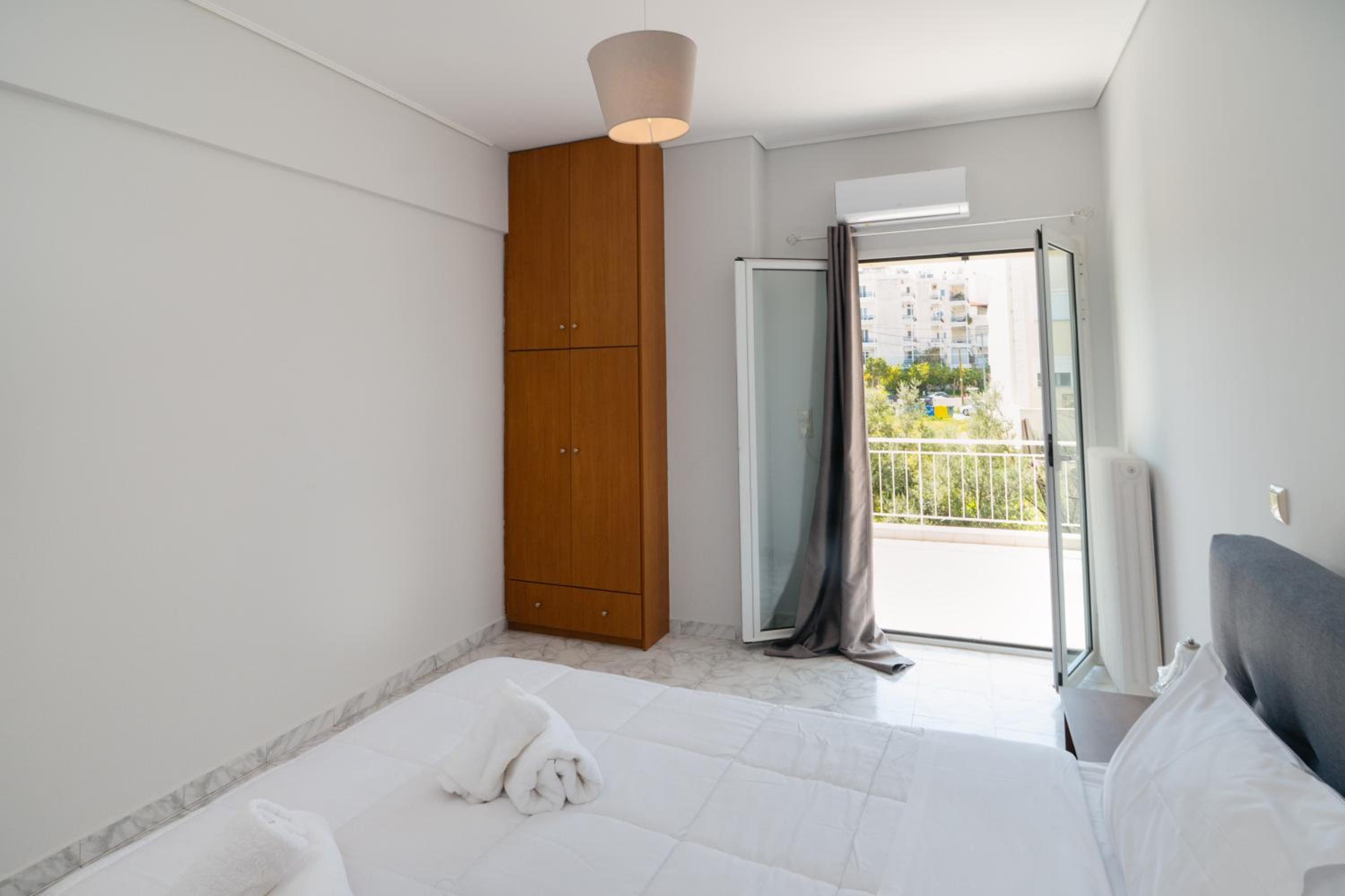 The Sunrise Apartment By Athens Airport 1