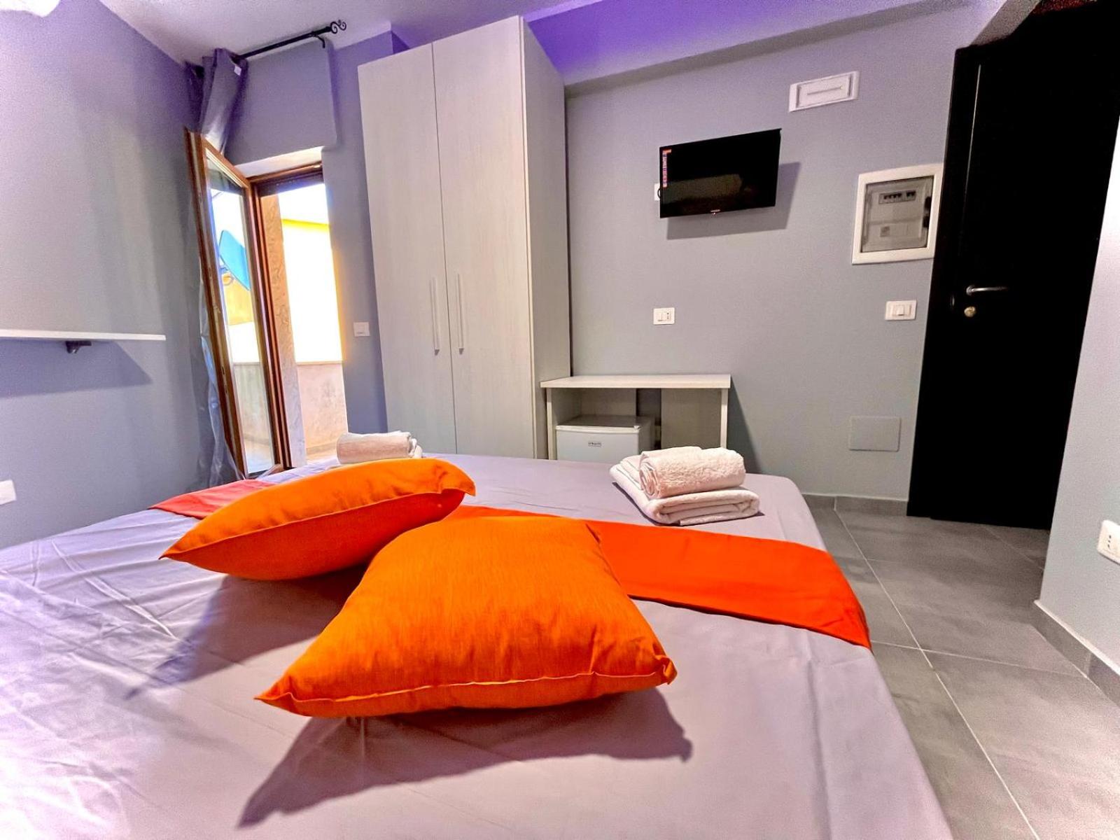 Comfy Holiday Rooms
