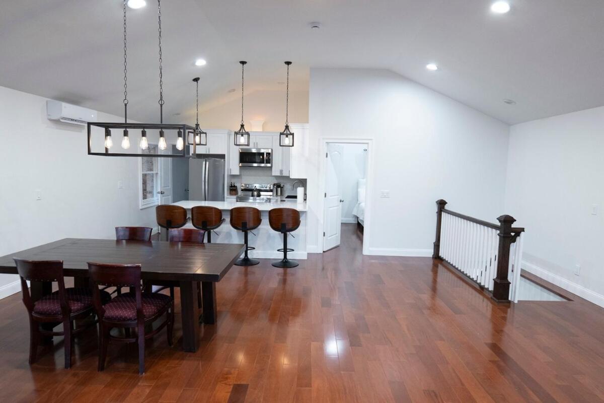 Modern Retreat Poconos 3BR Fire Pit Skiing