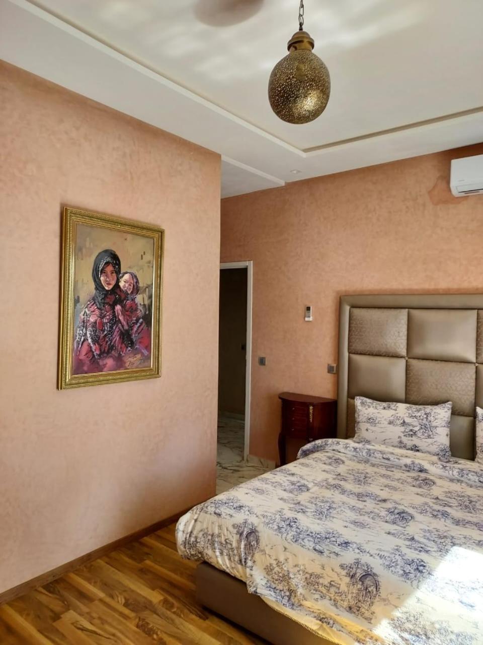 Villa Azuréa with pool 4 bedrooms and 2 living rooms