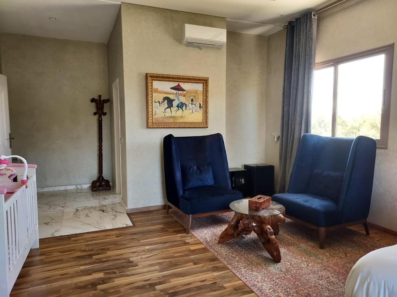 Villa Azuréa with pool 4 bedrooms and 2 living rooms