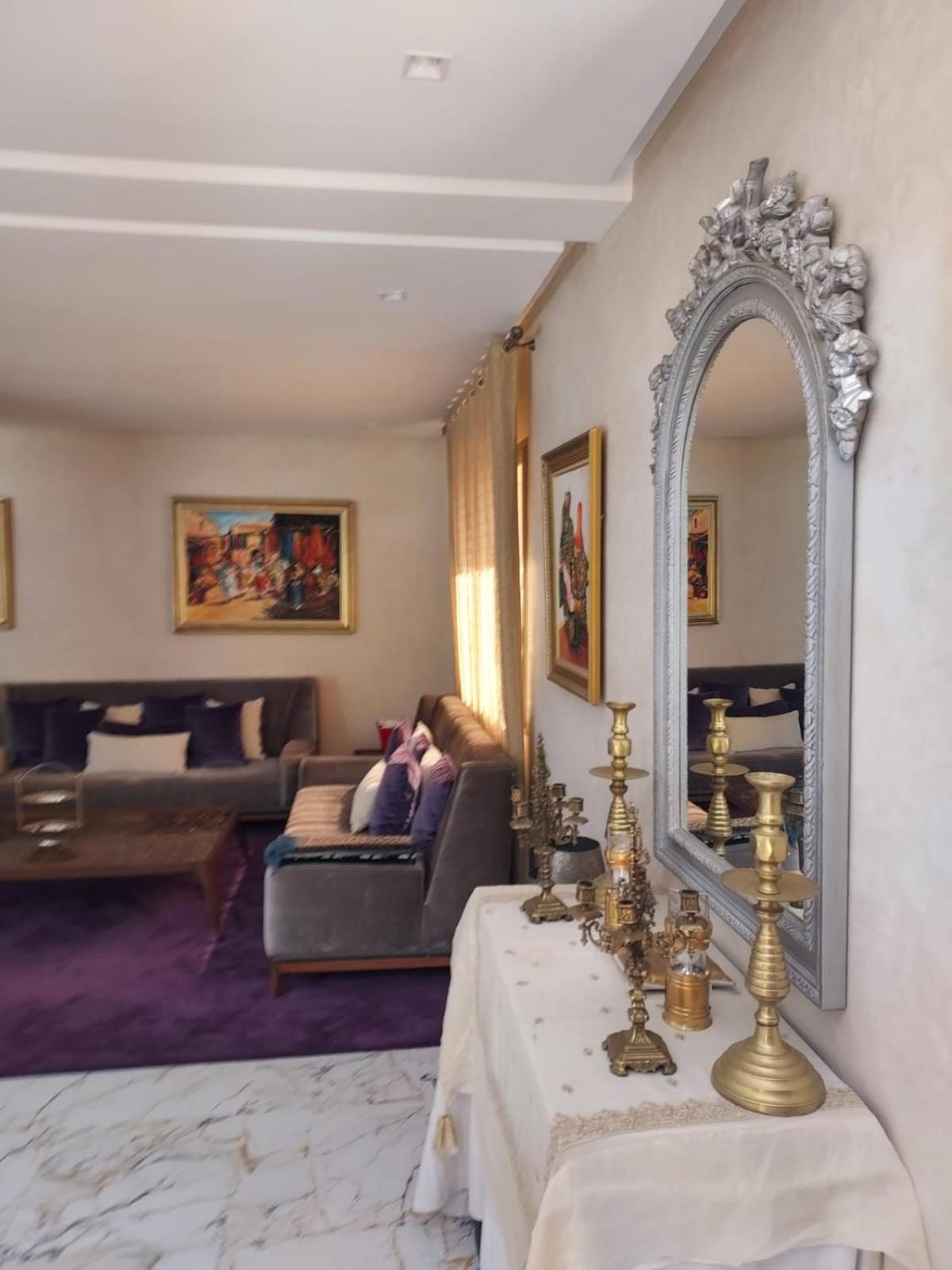 Villa Azuréa with pool 4 bedrooms and 2 living rooms