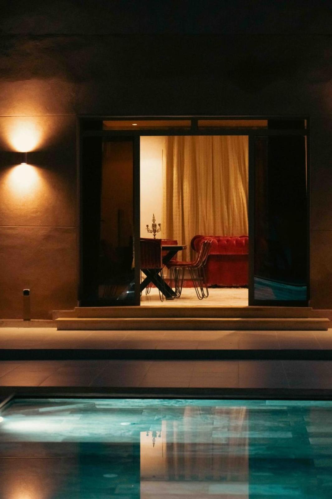 Villa Azuréa with pool 4 bedrooms and 2 living rooms