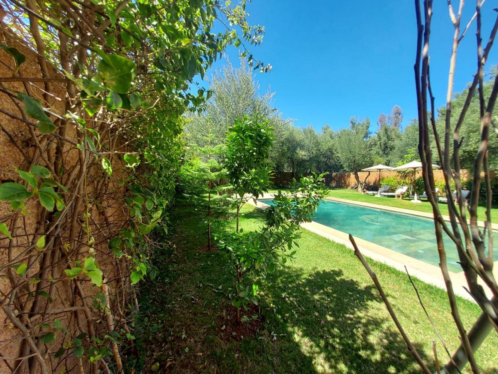 Villa Azuréa with pool 4 bedrooms and 2 living rooms