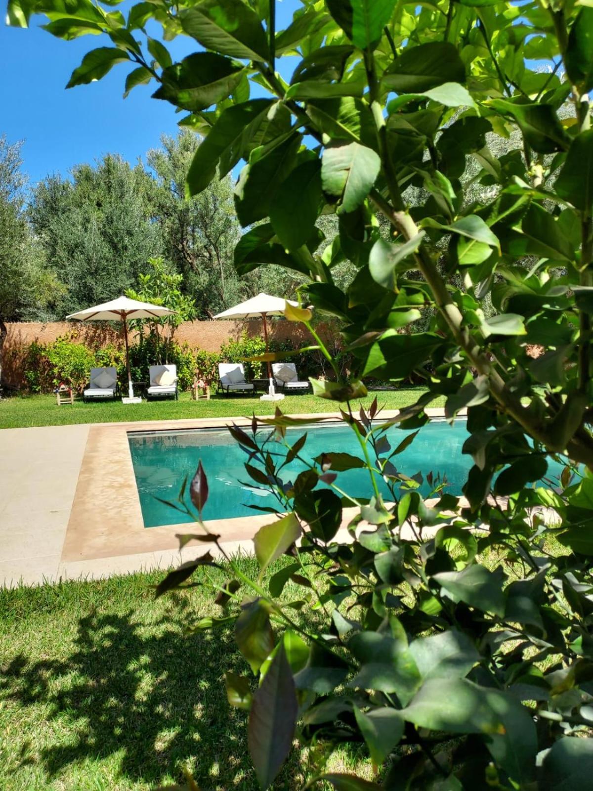 Villa Azuréa with pool 4 bedrooms and 2 living rooms