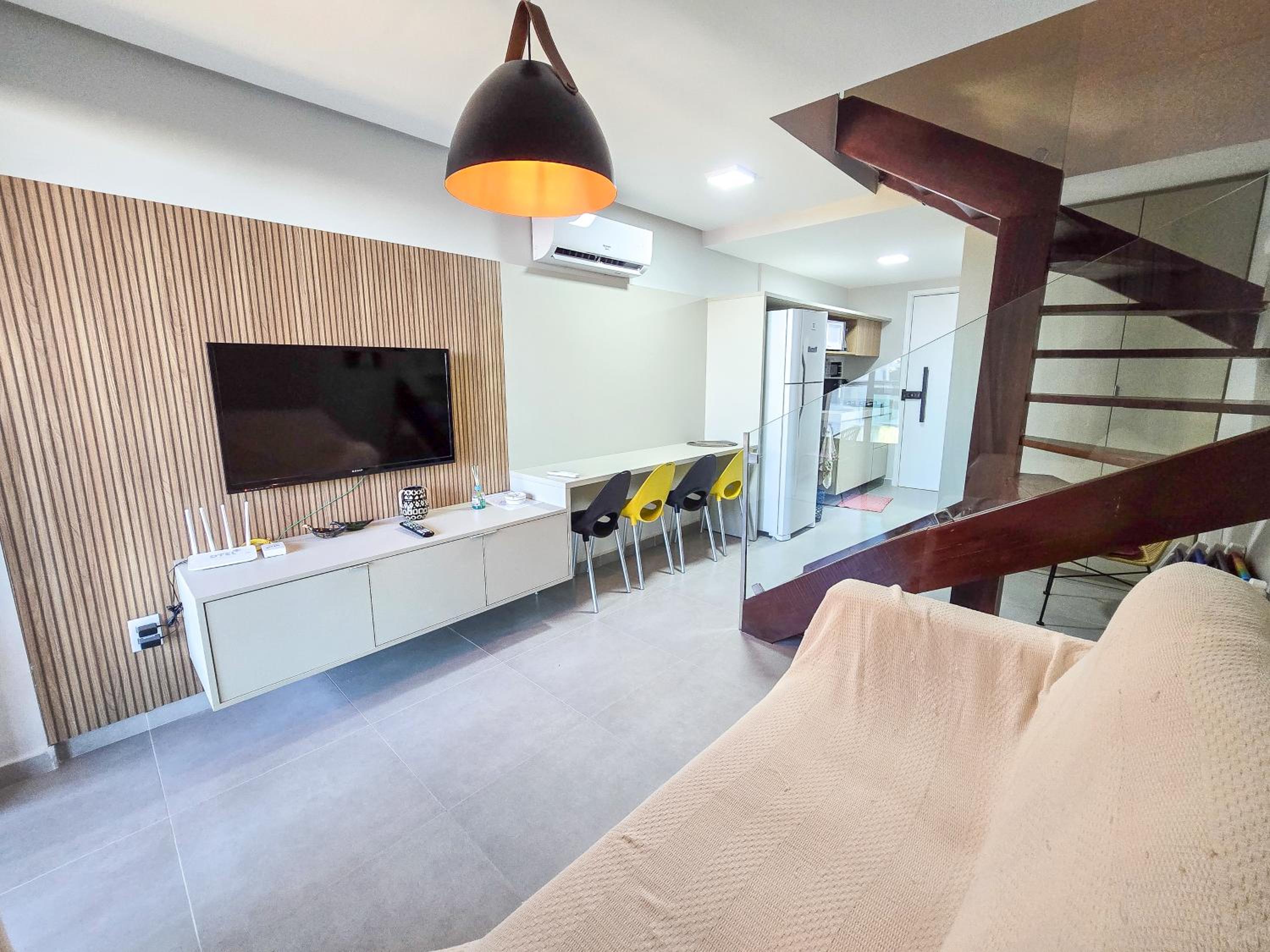 Flat duplex, 100m da praia, piscina