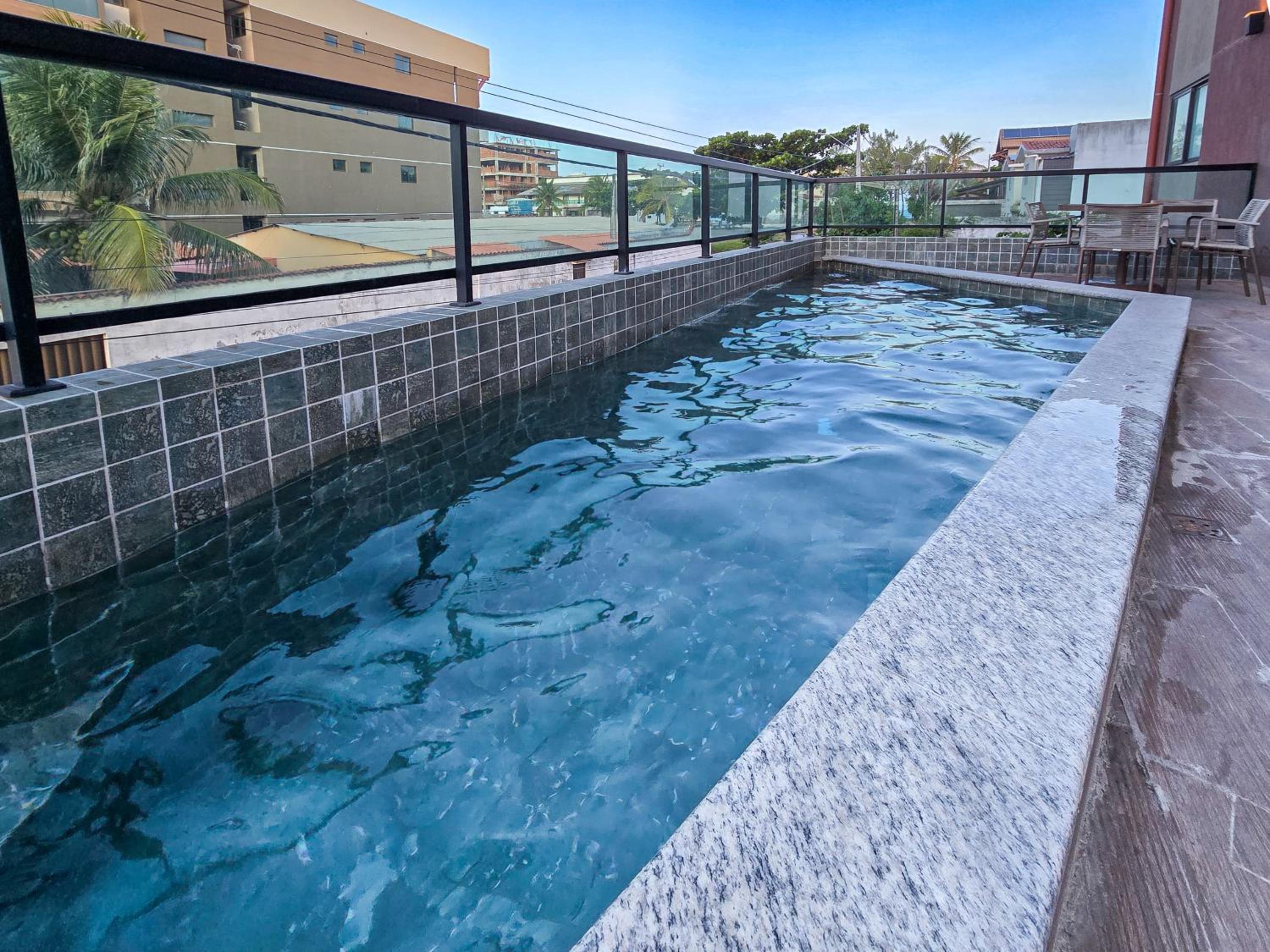Flat duplex, 100m da praia, piscina