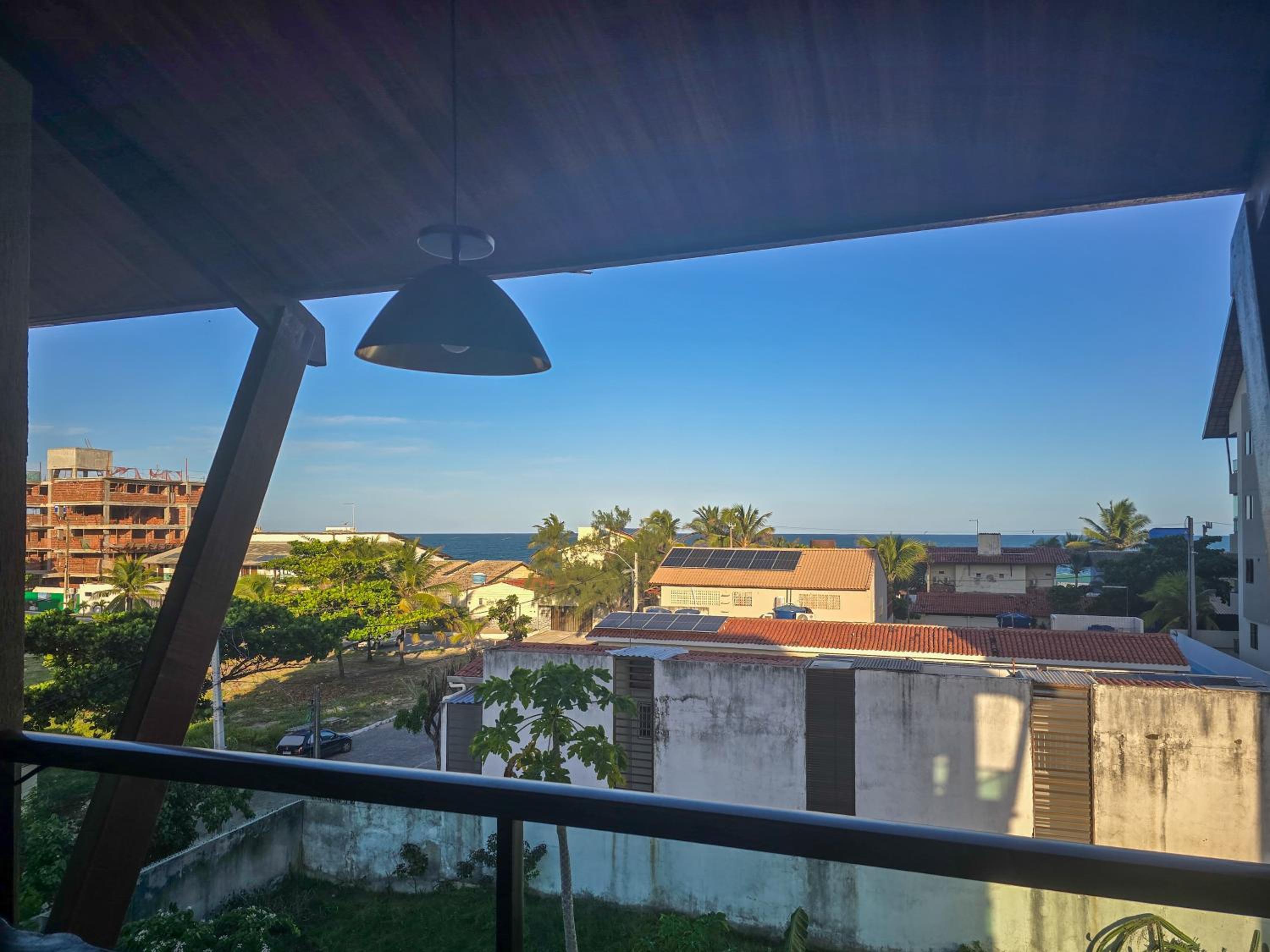 Flat duplex, 100m da praia, piscina