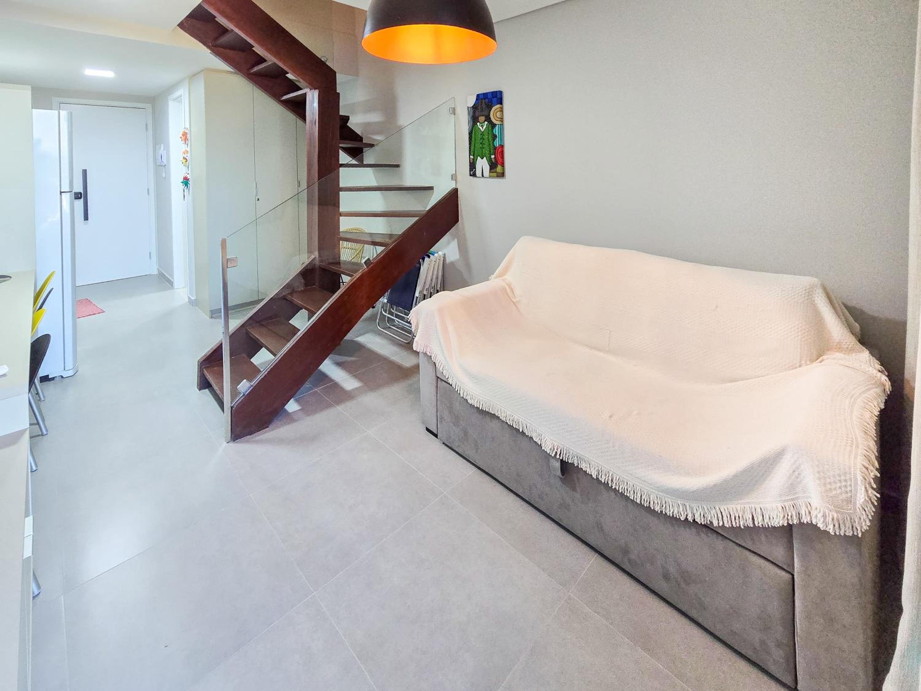 Flat duplex, 100m da praia, piscina