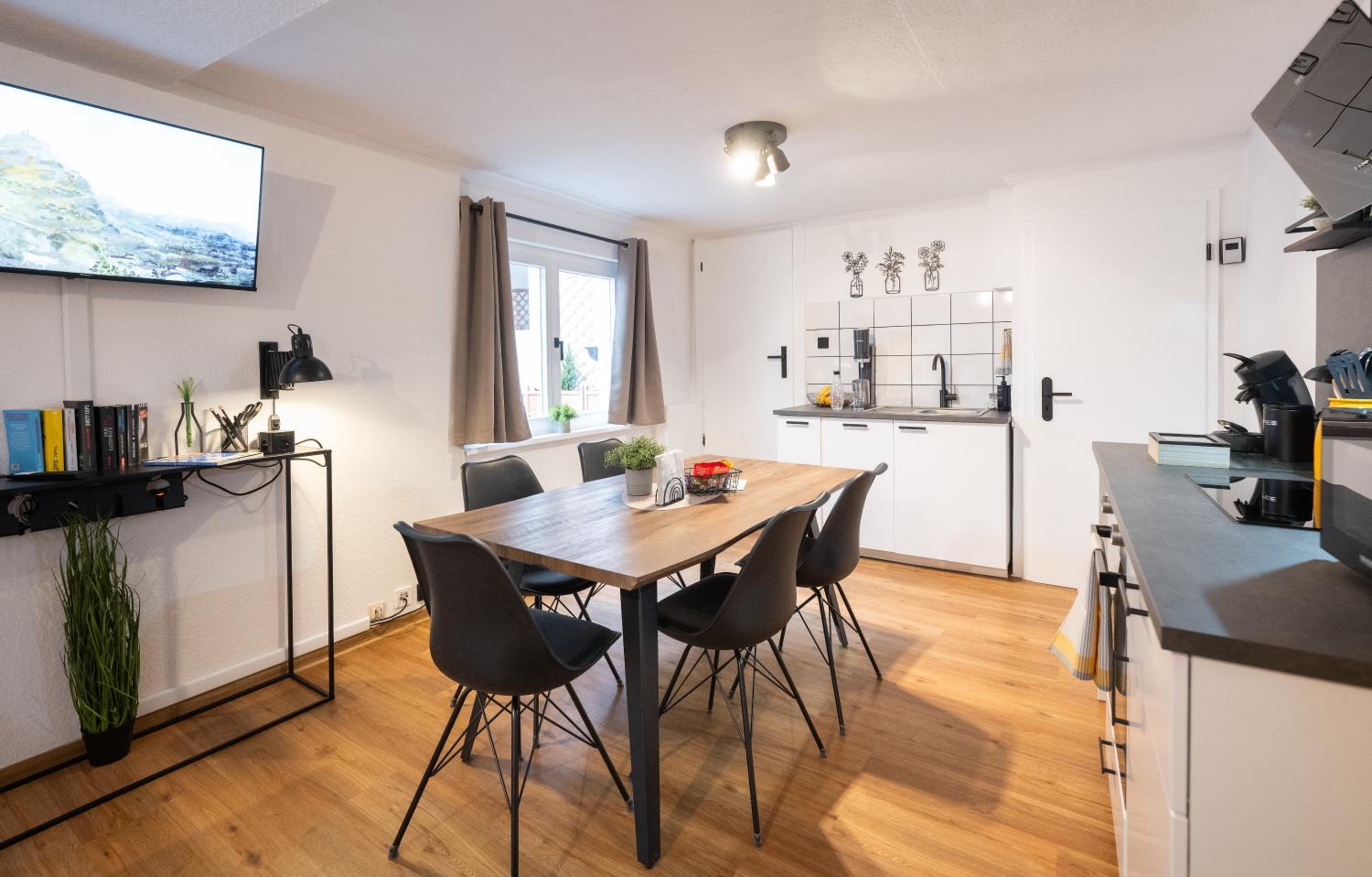 Altbauoase Fulda - ruhig, zentral, Terrasse, Bahnhof 400m -
