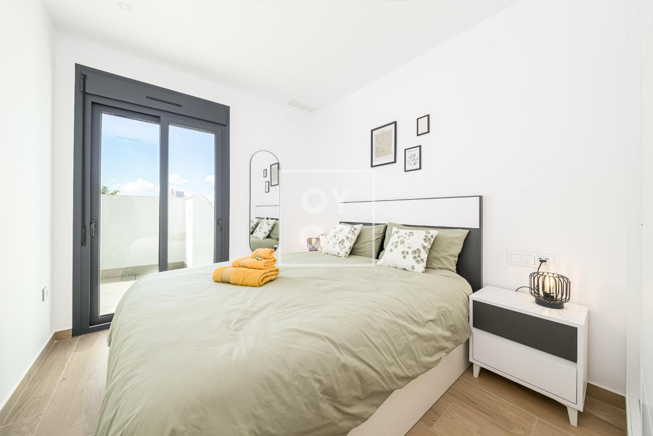La Rambla Sky Penthouse - Rooftop BBQ pool near beach - by Oyoostays