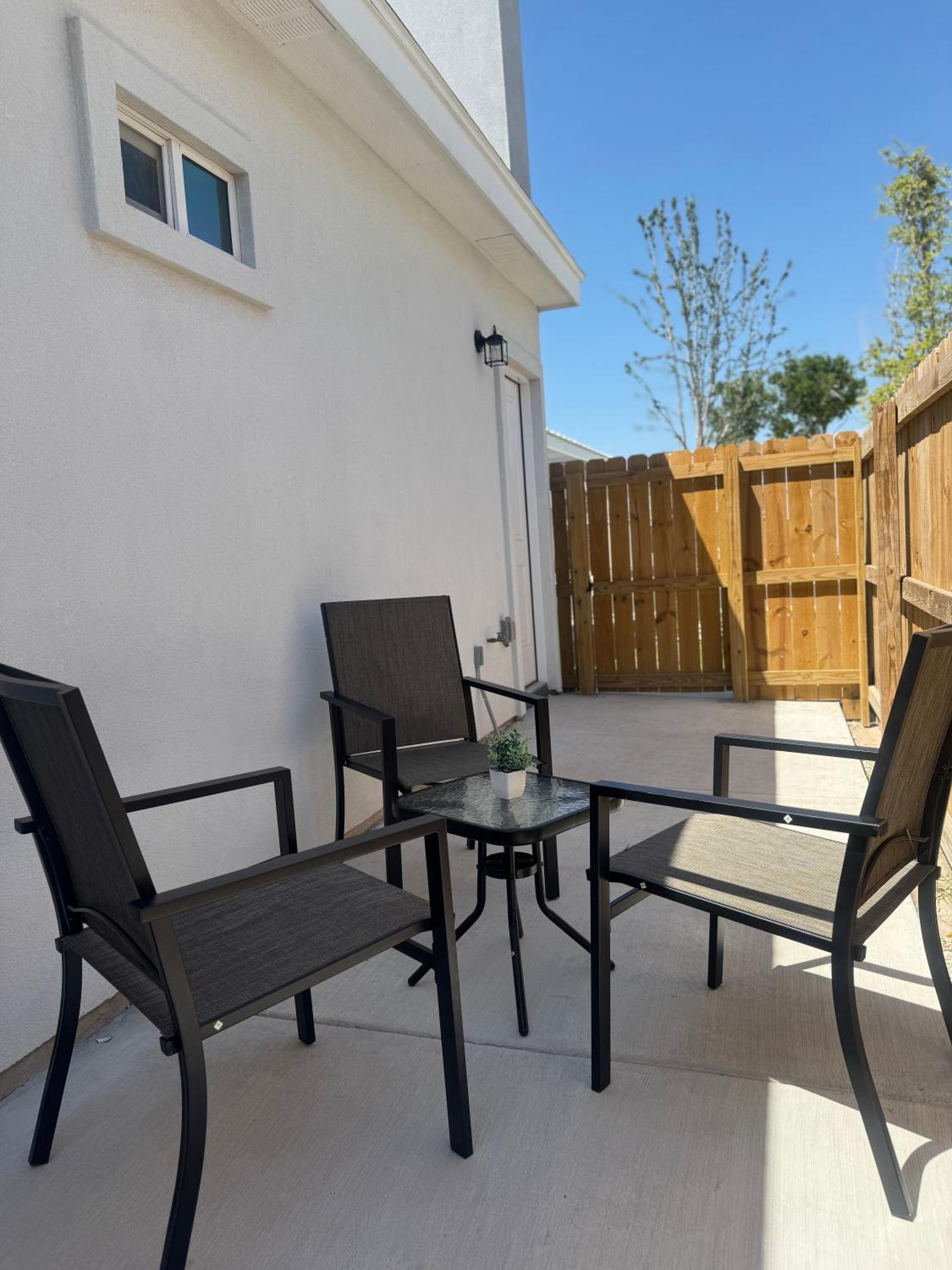 Luxe of Haven - 2bed with office and free parking