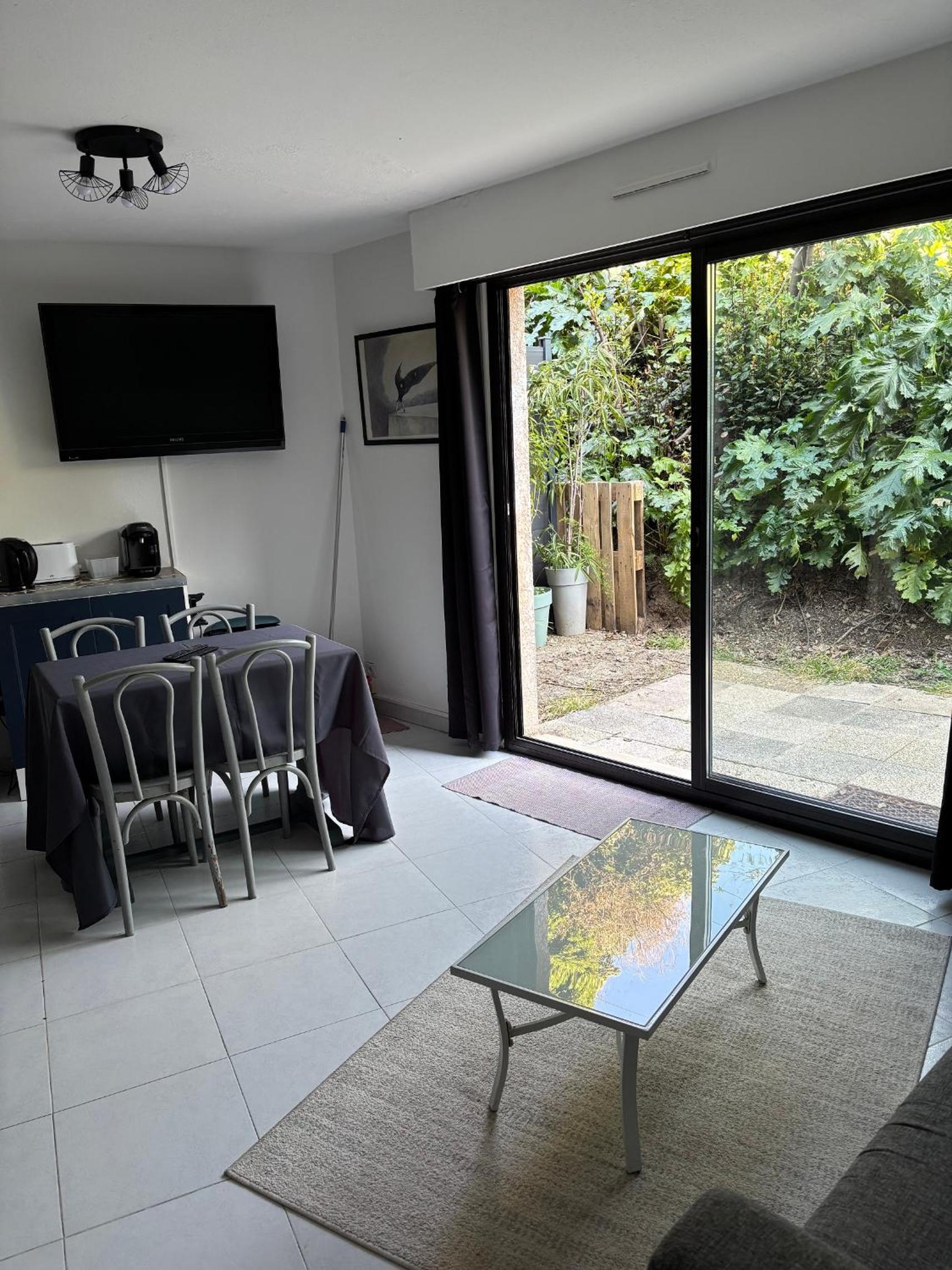 Agréable appartement à Beaulieu sur mer à 300 métres des commerces et de la mer