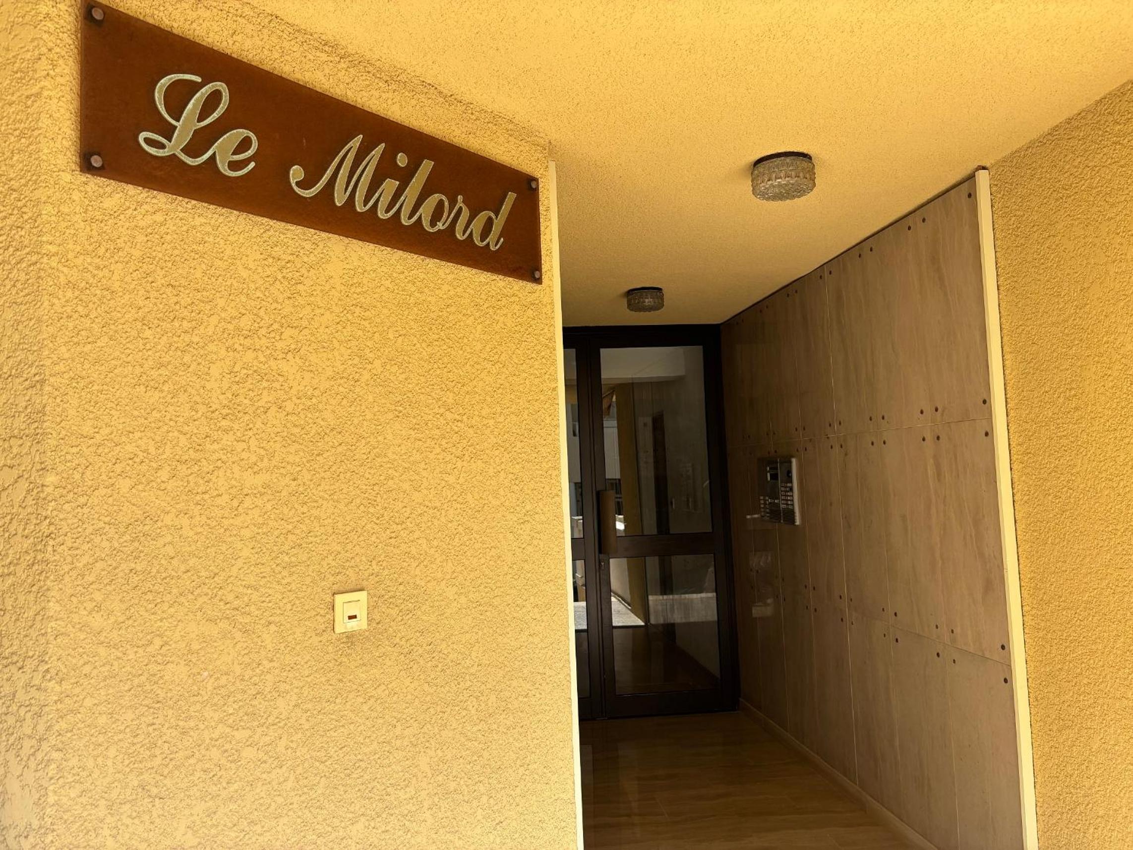 Agréable appartement à Beaulieu sur mer à 300 métres des commerces et de la mer