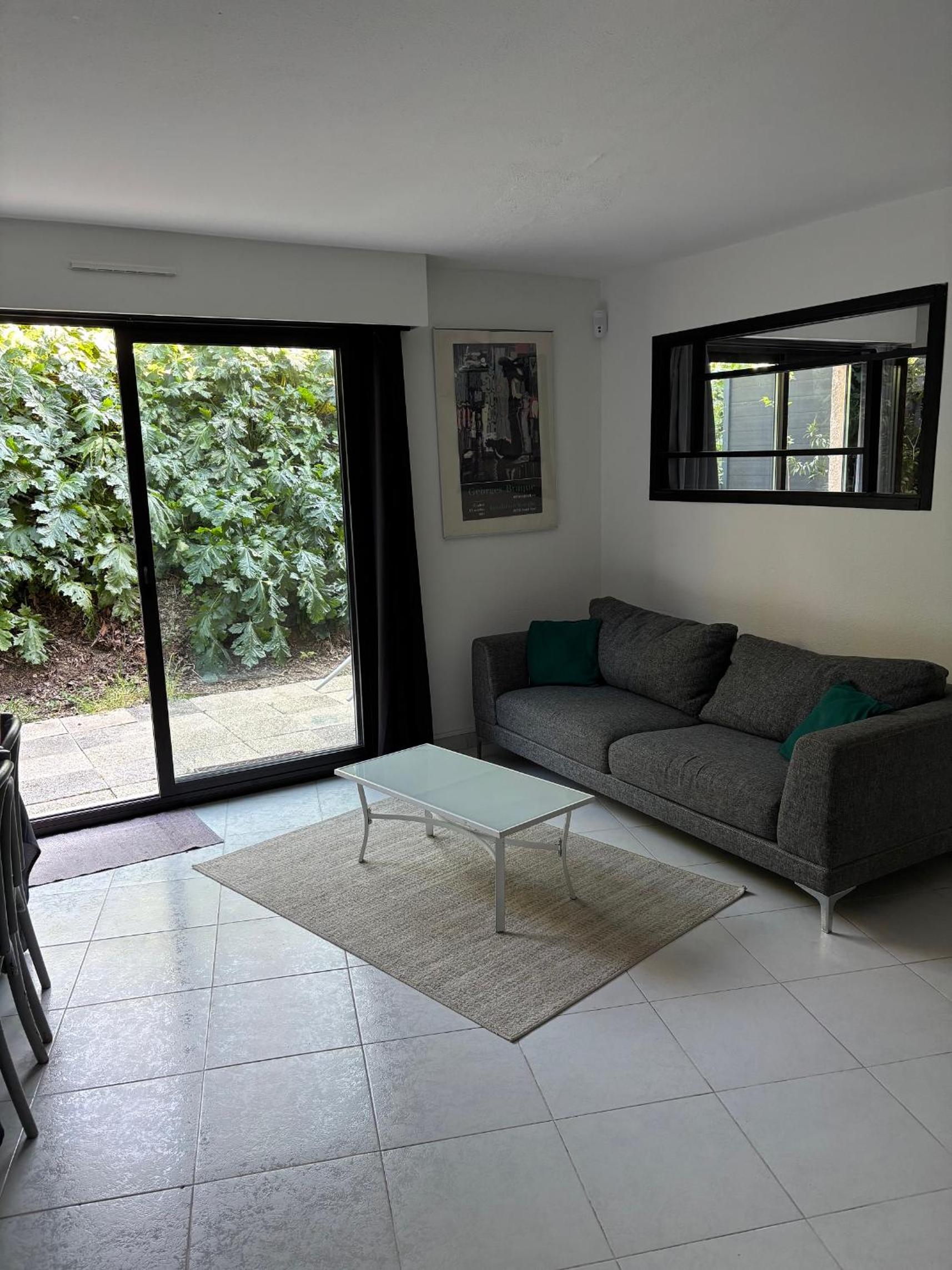 Agréable appartement à Beaulieu sur mer à 300 métres des commerces et de la mer