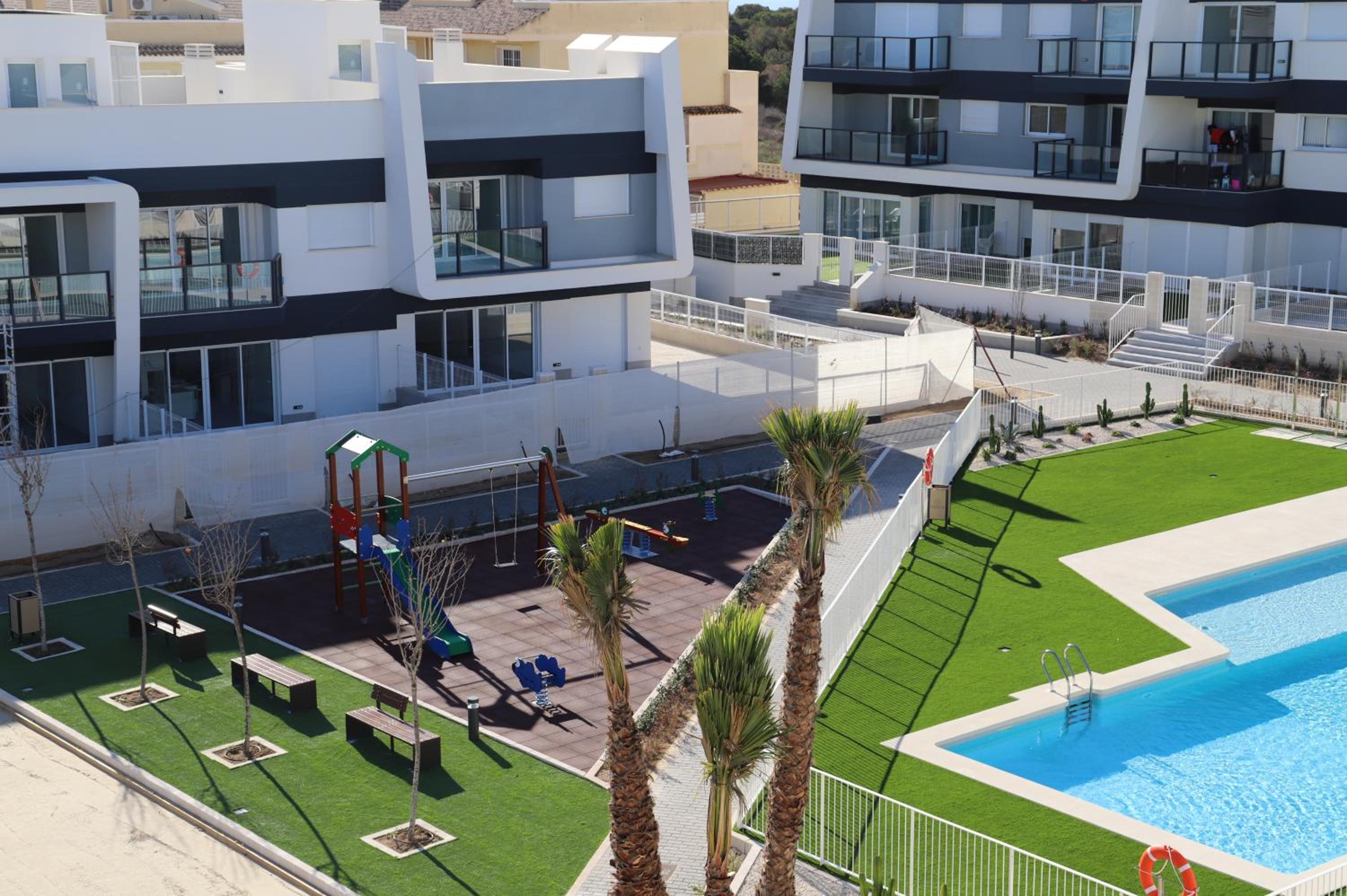 way2sun penthouses Gran Alacant - FREE e-bikes & jacuzzi & solarium & PS5