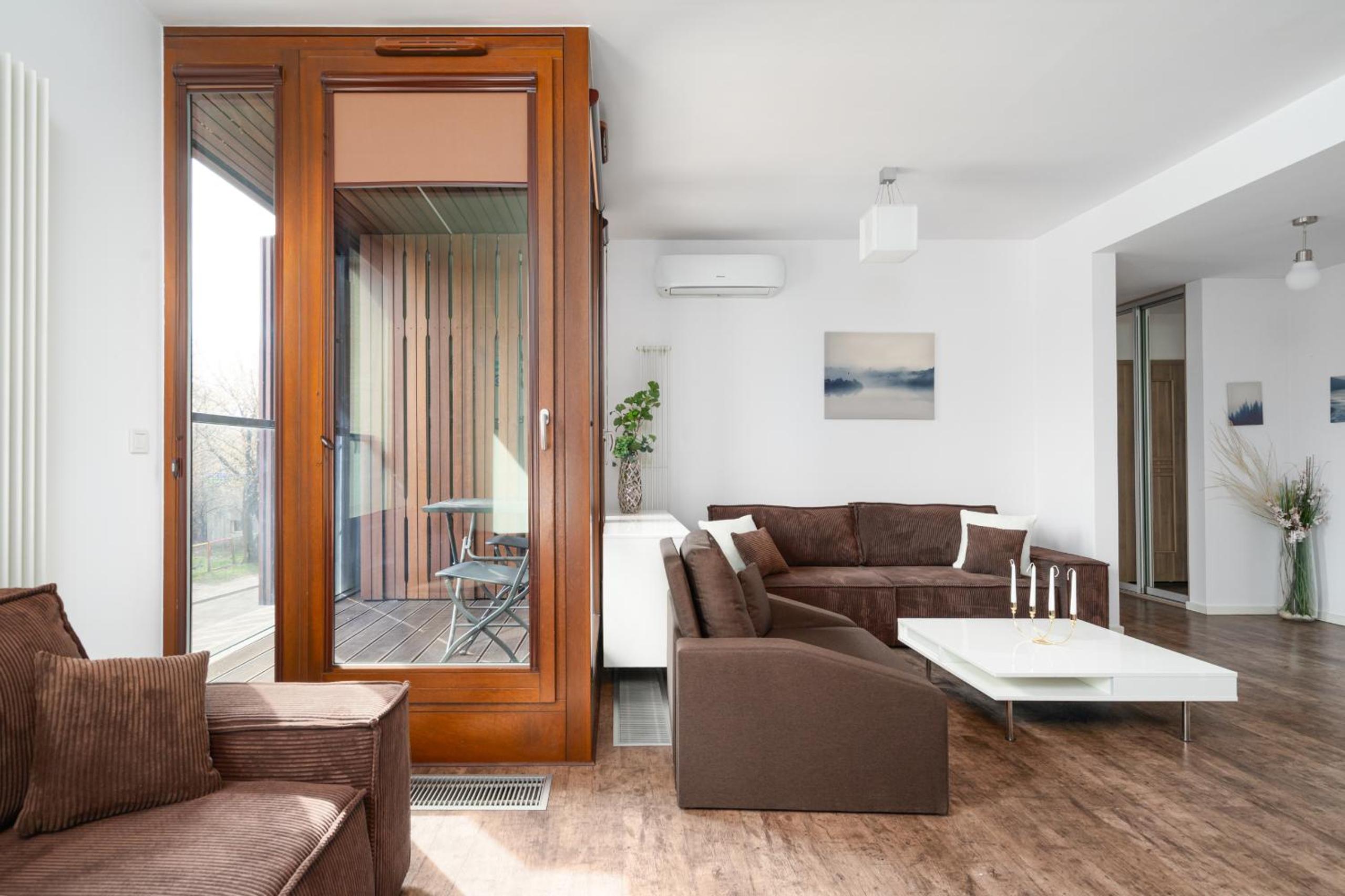Golden Apartments Warsaw - Elegant City Stay, Kolejowa