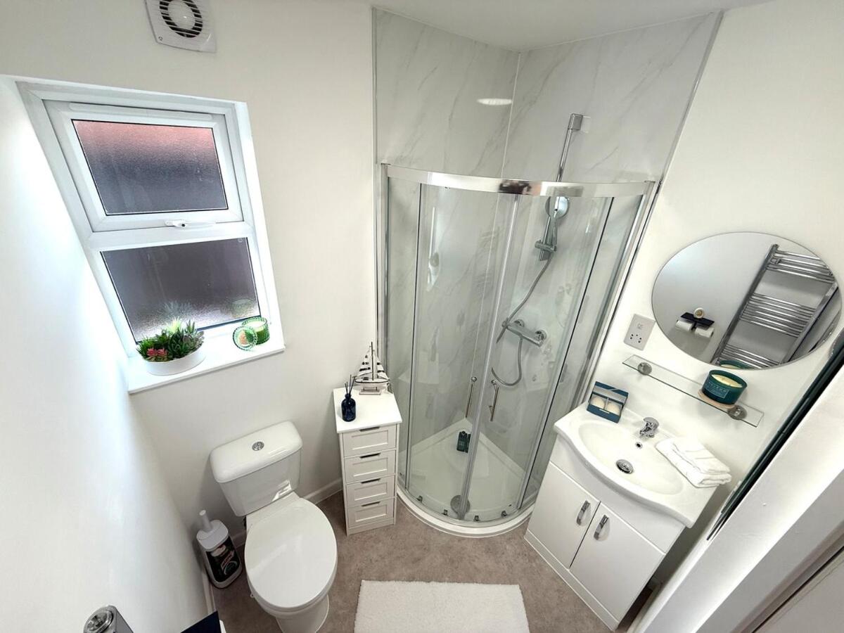 Classy 1- Bedroom Apartment
