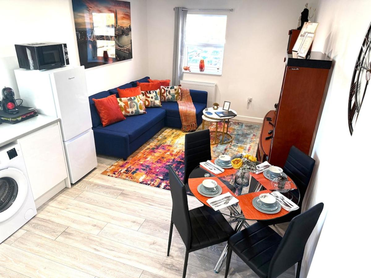 Classy 1- Bedroom Apartment