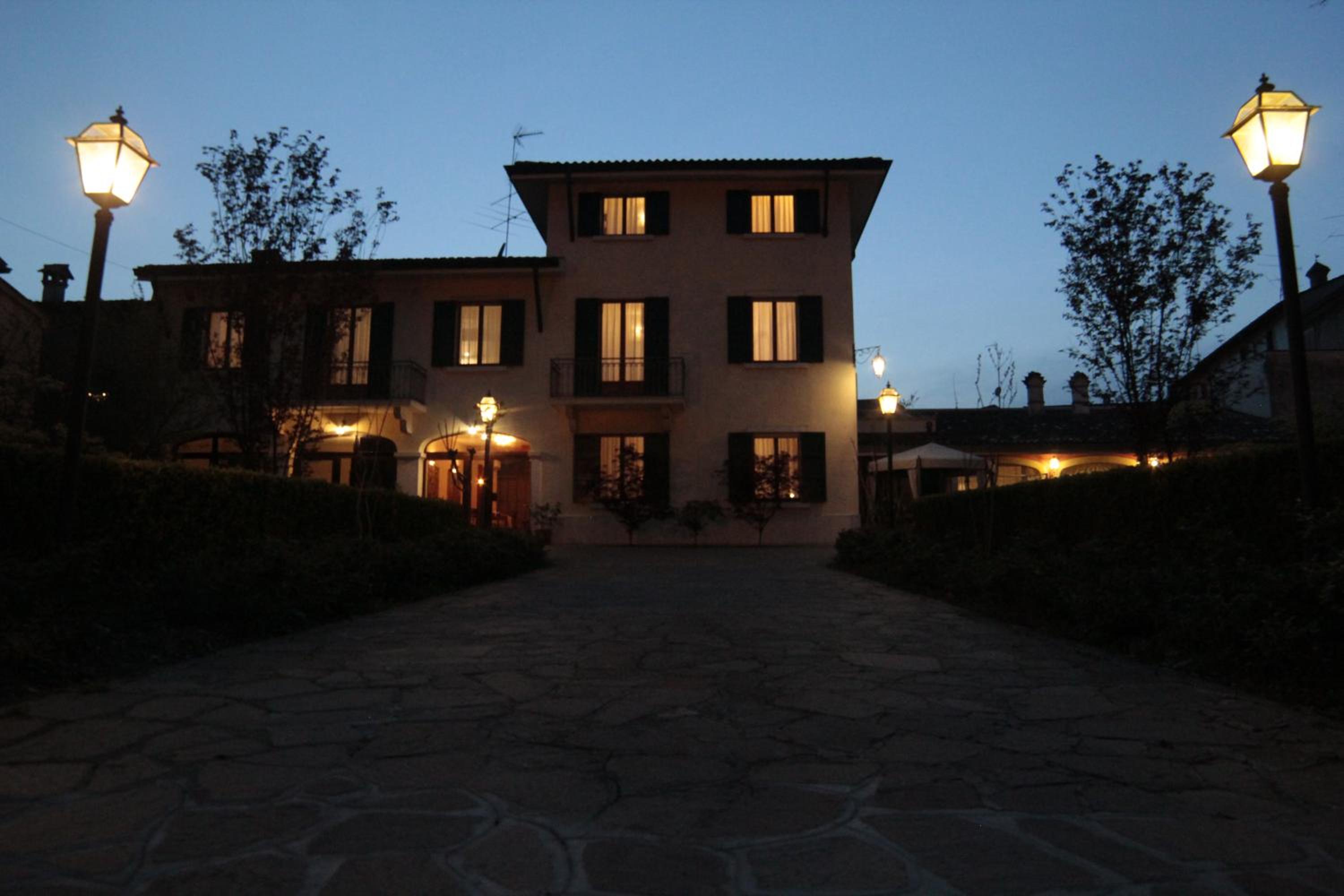 Photo 21