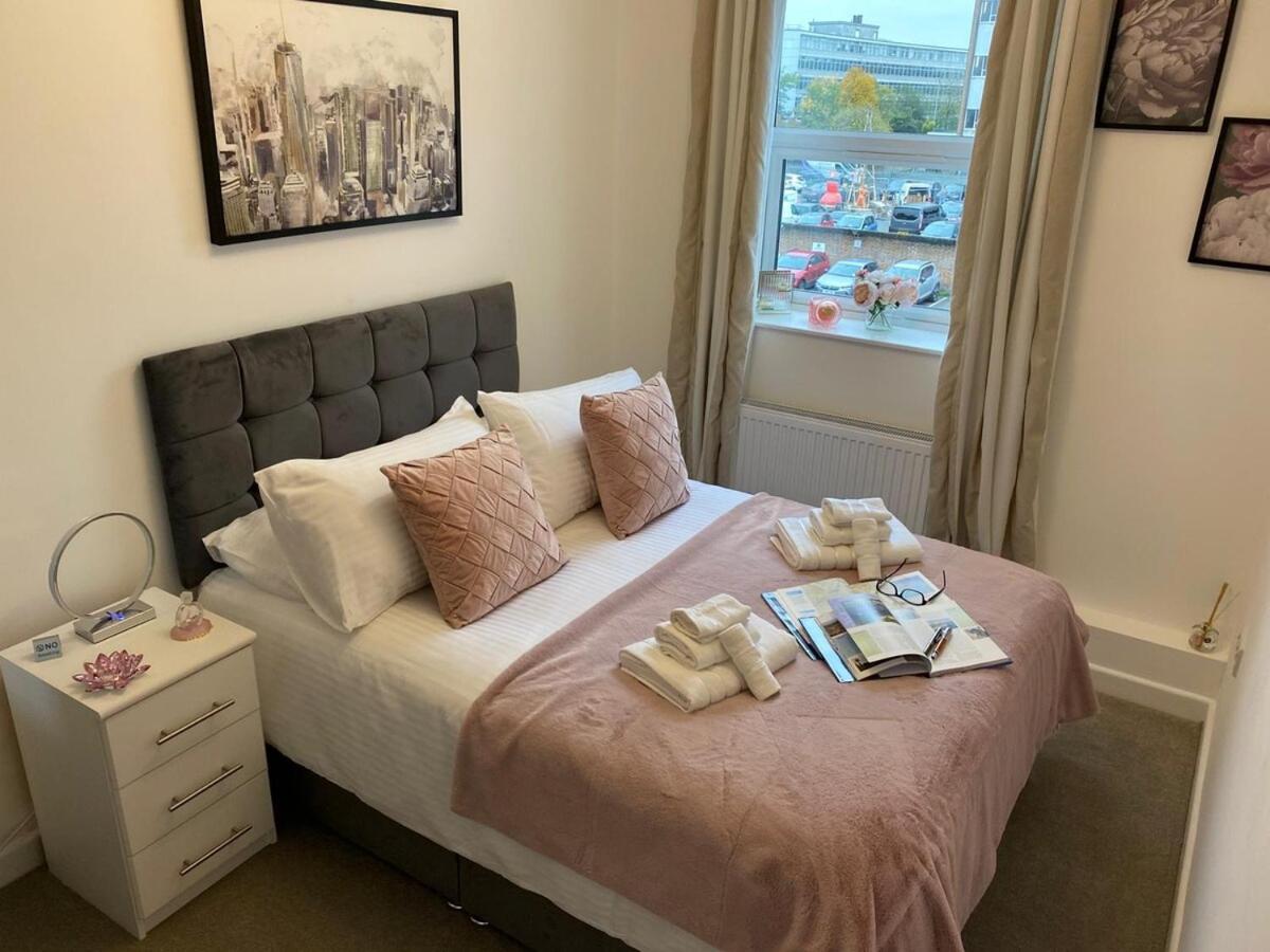 4 Rental Apartments -Local -Contractors- London