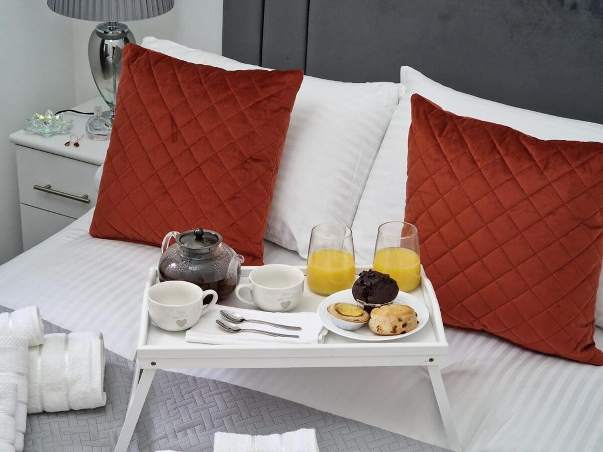 4 Rental Apartments -Local -Contractors- London