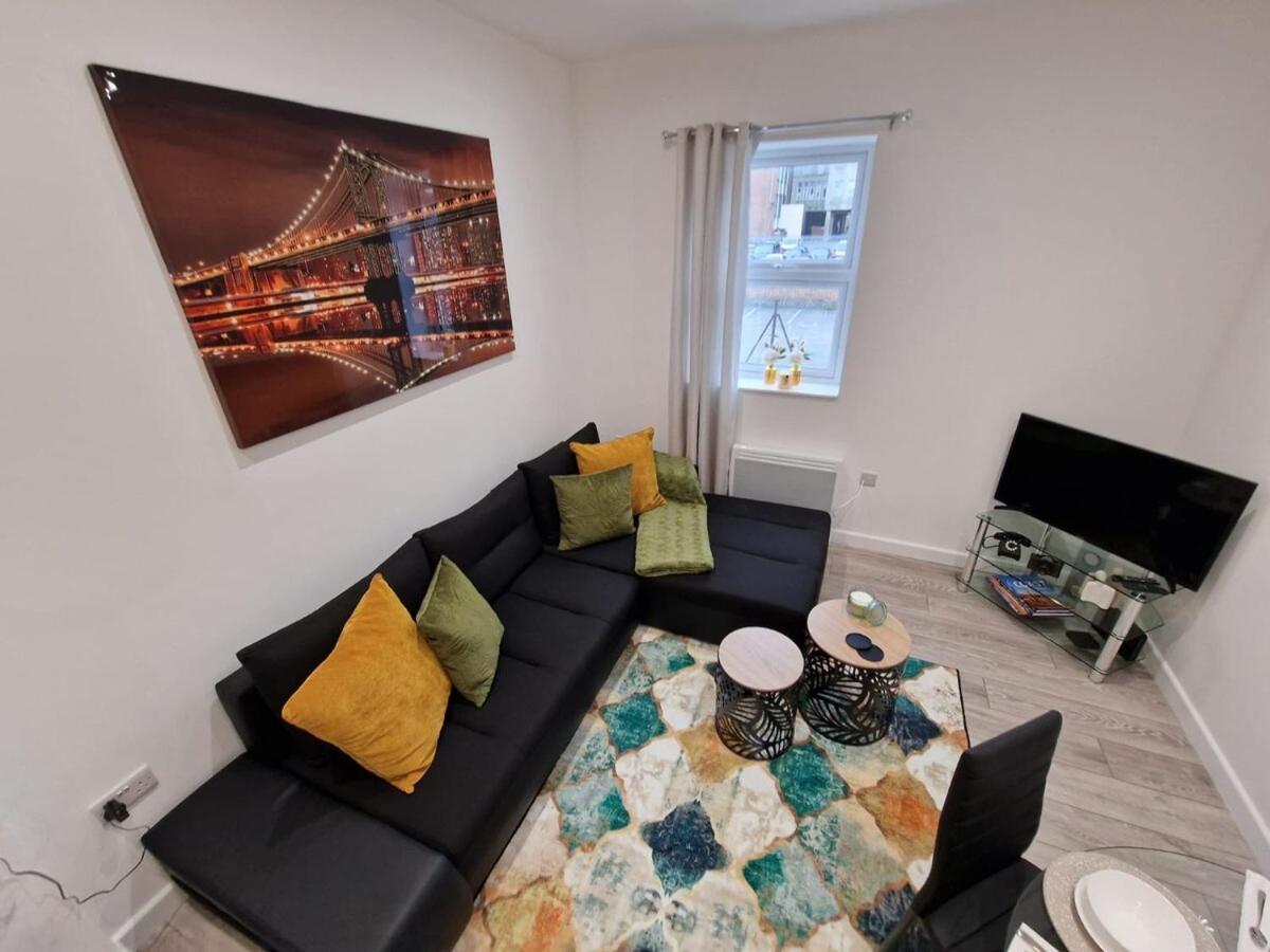 4 Rental Apartments -Local -Contractors- London