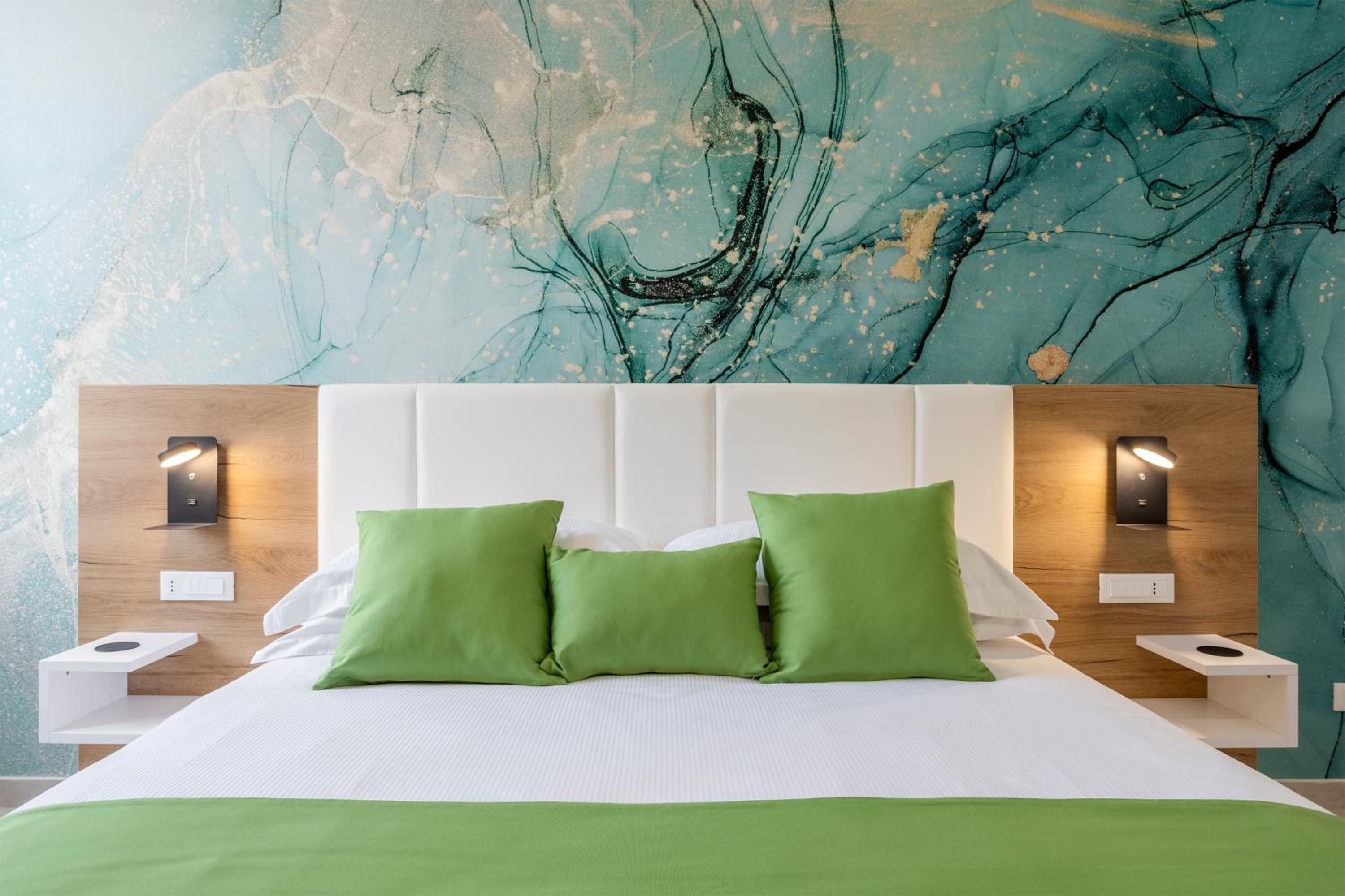 Julia's Boutique Rooms