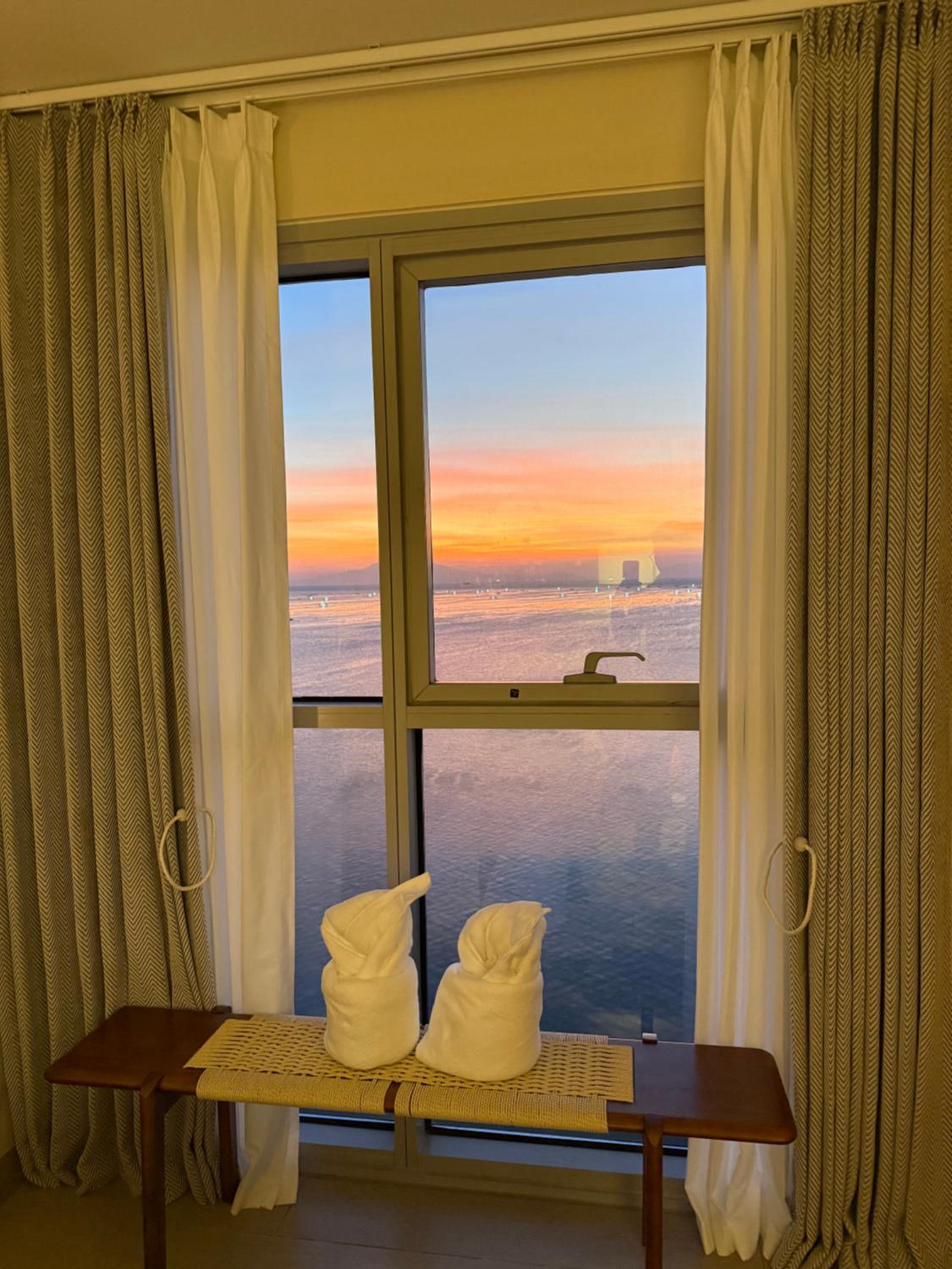 Playful 1BR With Magnificant Bayview Garden View Near Okada, Solaire, Aiports
