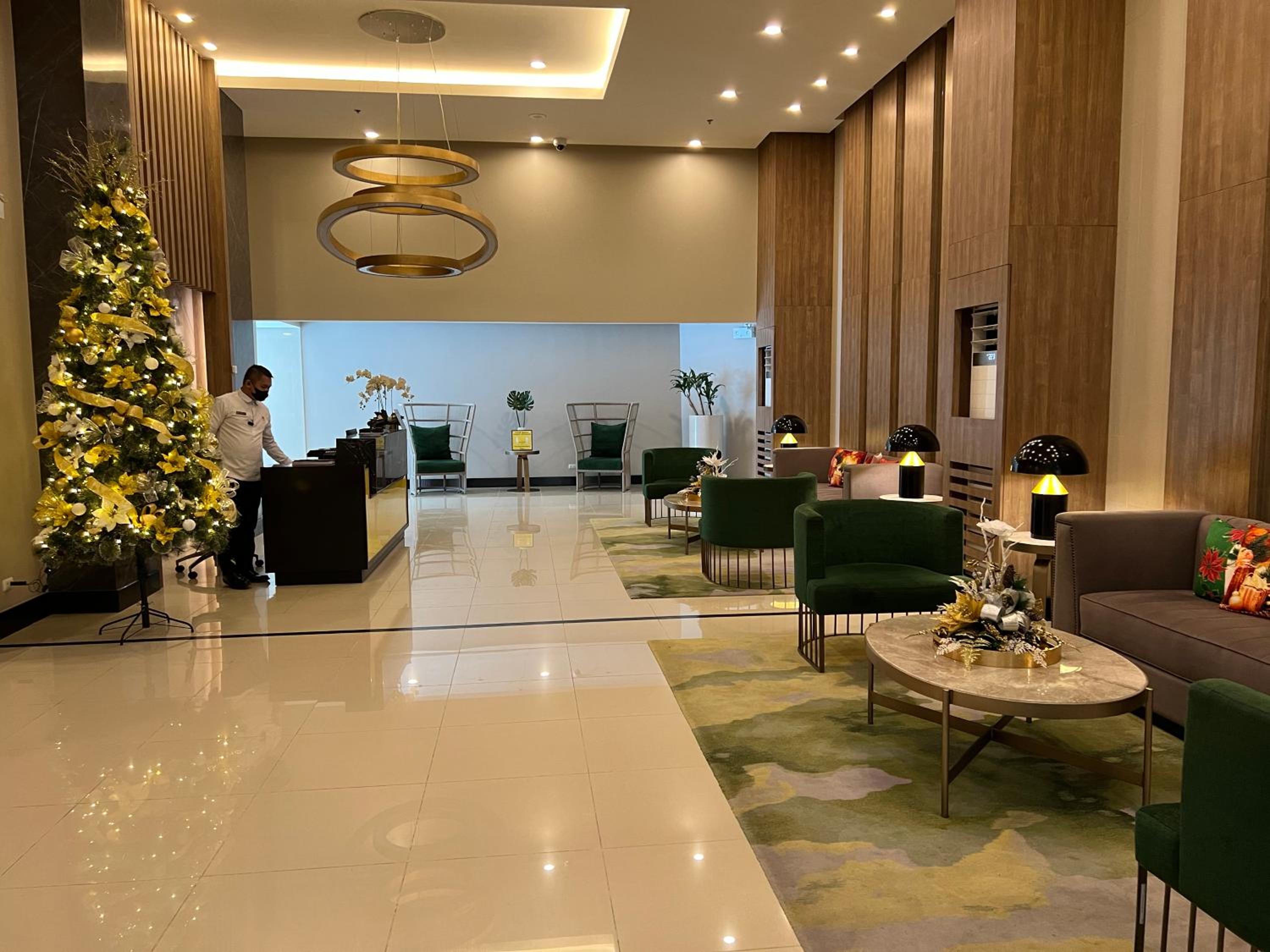 Playful 1BR With Magnificant Bayview Garden View Near Okada, Solaire, Aiports