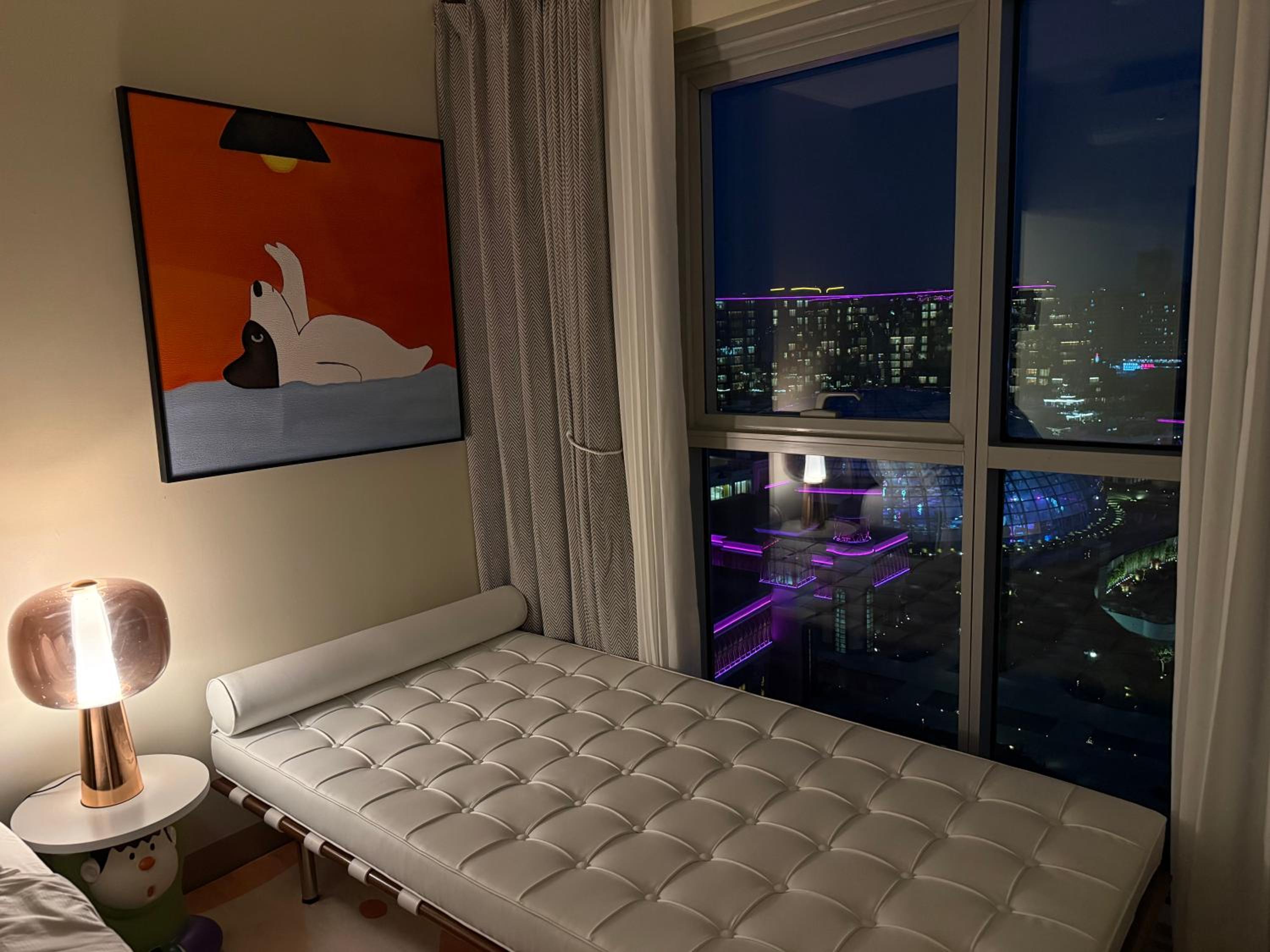 Playful 1BR With Magnificant Bayview Garden View Near Okada, Solaire, Aiports