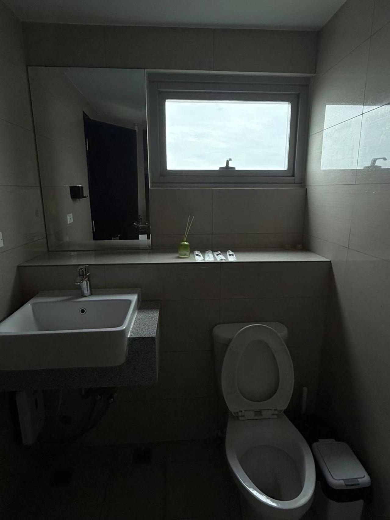 Playful 1BR With Magnificant Bayview Garden View Near Okada, Solaire, Aiports